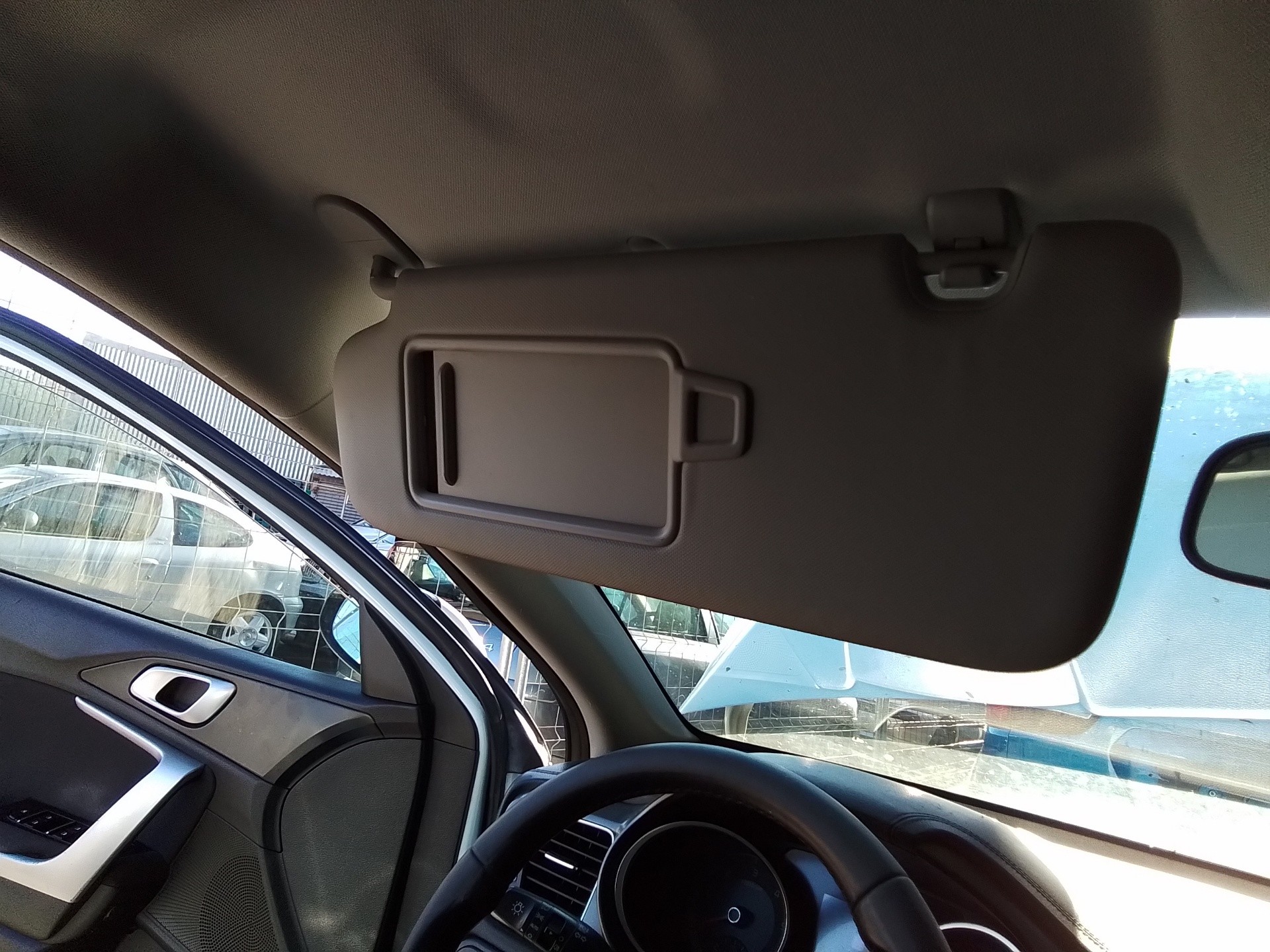 Recambio de parasol izquierdo para kia ceed business referencia OEM IAM   