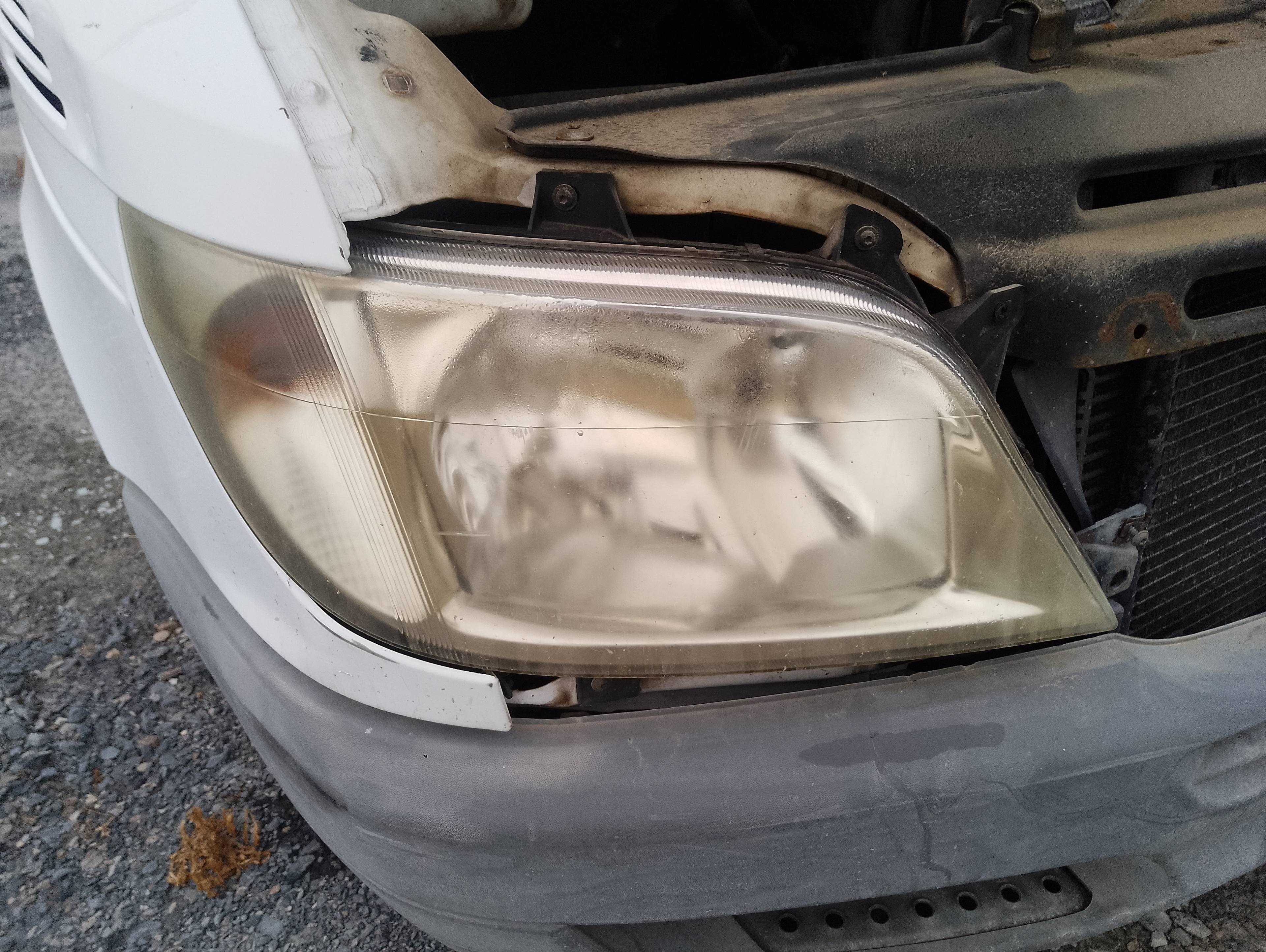 Recambio de faro derecho para mercedes-benz 313 2.1 cdi ka 303 referencia OEM IAM   
