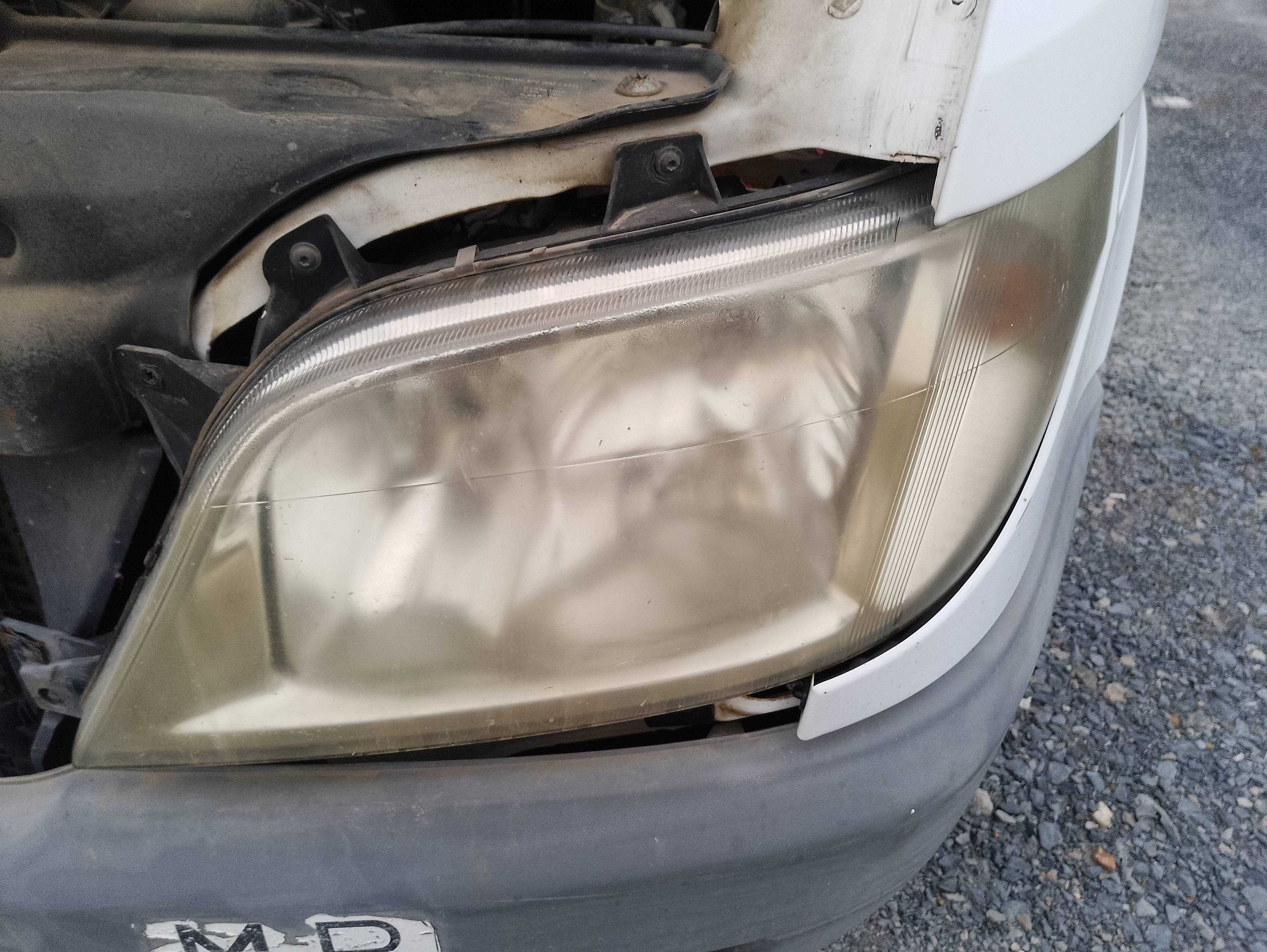 Recambio de faro izquierdo para mercedes-benz 313 2.1 cdi ka 303 referencia OEM IAM   