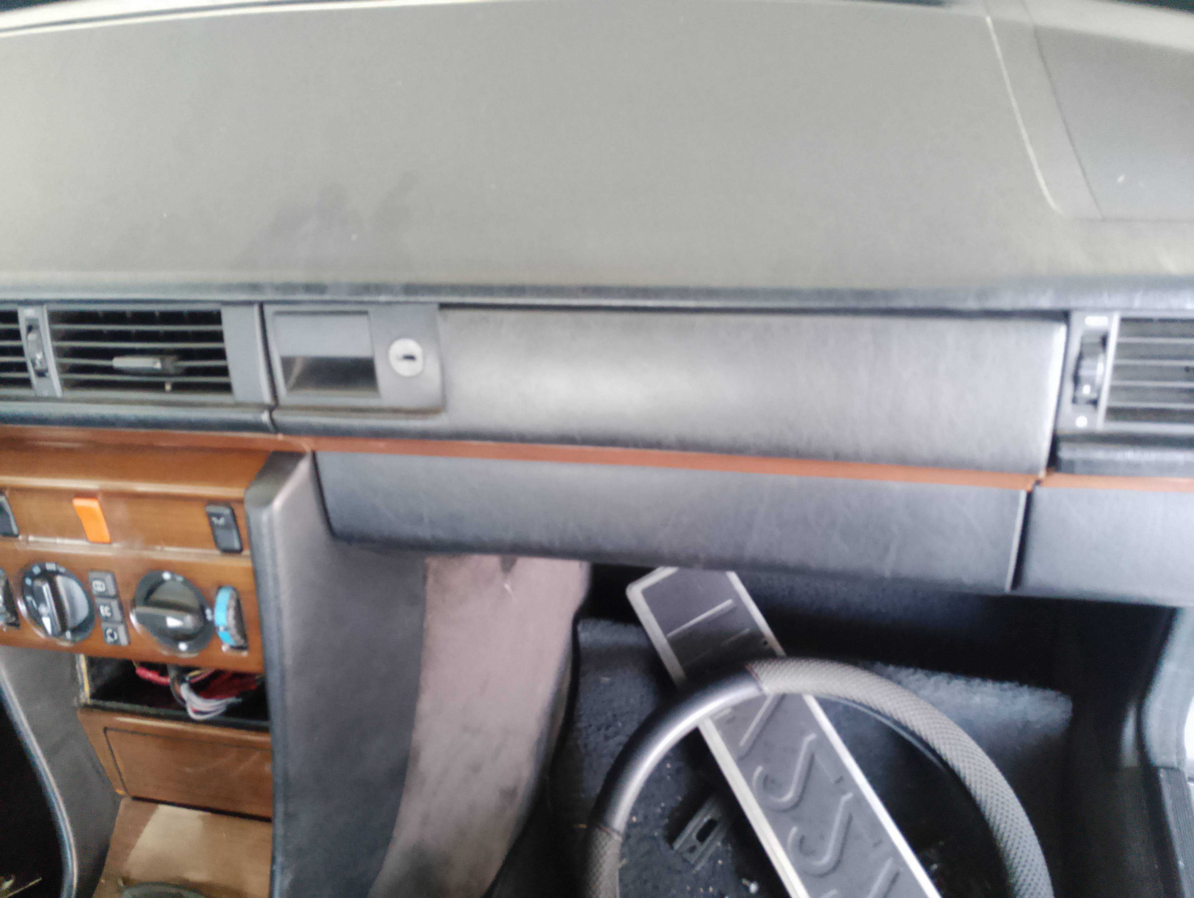 Recambio de guantera para mercedes-benz clase e (w124) berlina d 300 (124.130) referencia OEM IAM   