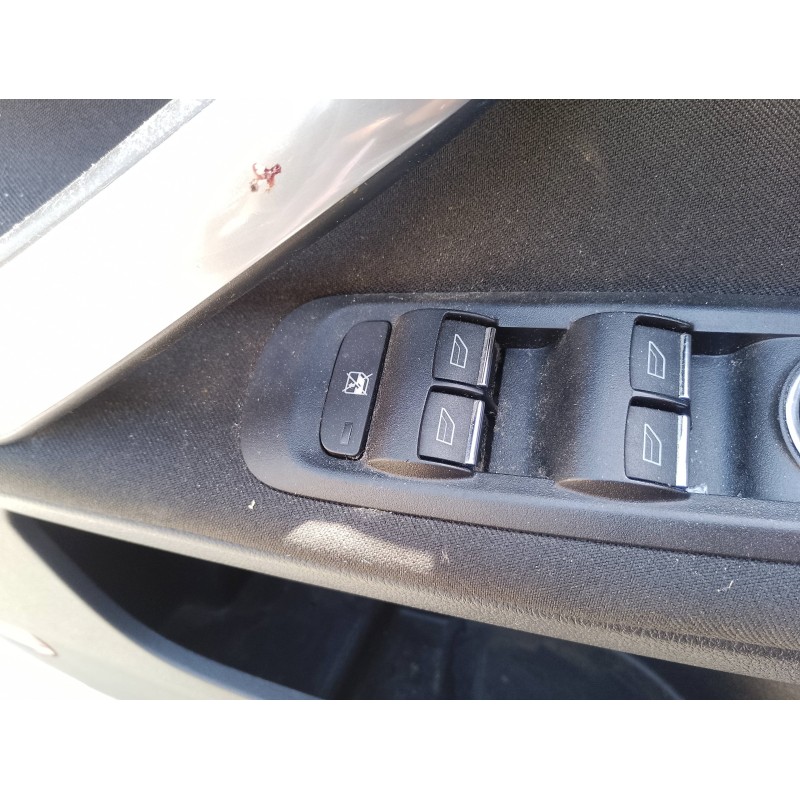 Recambio de mando elevalunas delantero izquierdo para ford mondeo ber. (ca2) limited edition referencia OEM IAM   