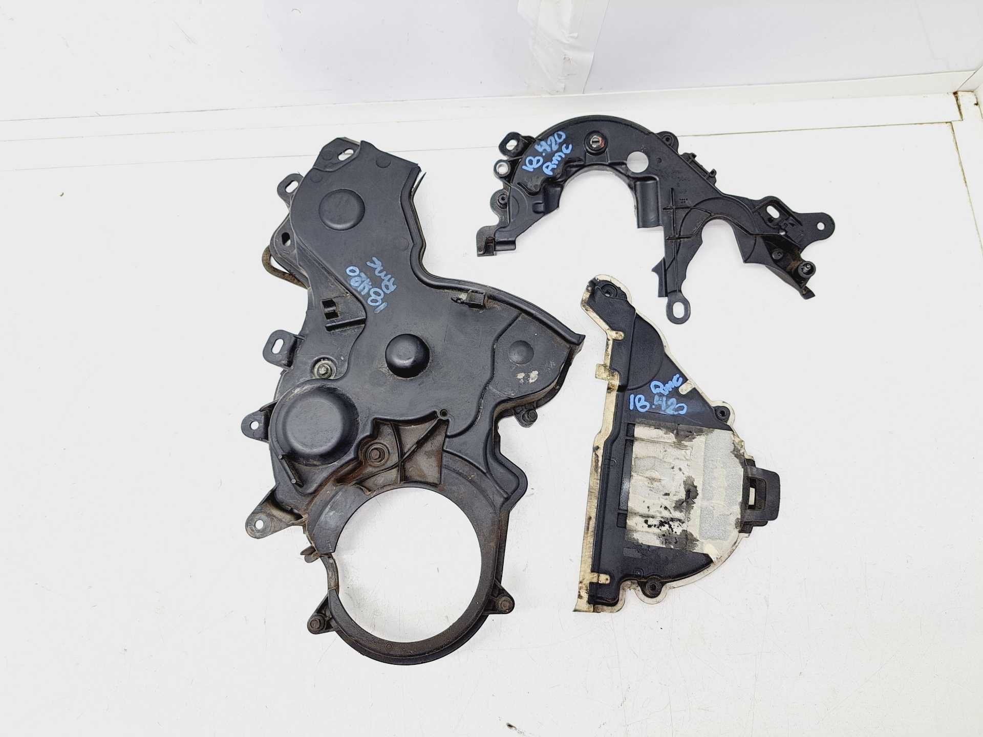 Recambio de tapa distribucion para peugeot 308 sw access referencia OEM IAM 9808723480 9824675280 9824675180