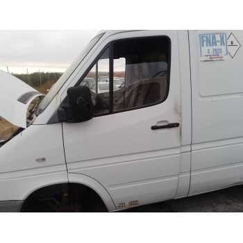 Recambio de puerta delantera izquierda para mercedes-benz 313 2.1 cdi ka 303 referencia OEM IAM   