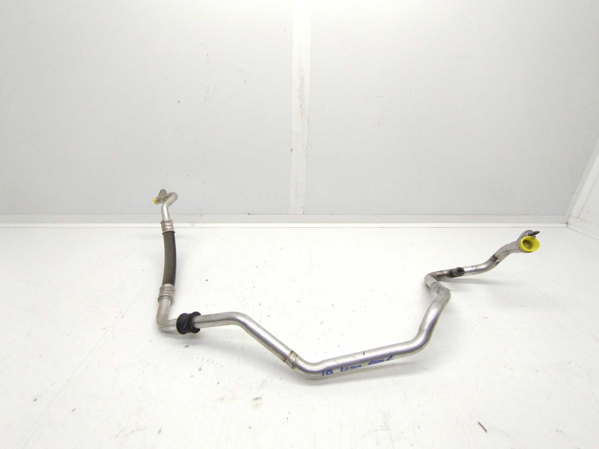 Recambio de tubos aire acondicionado para peugeot 308 sw access referencia OEM IAM 9831702080  