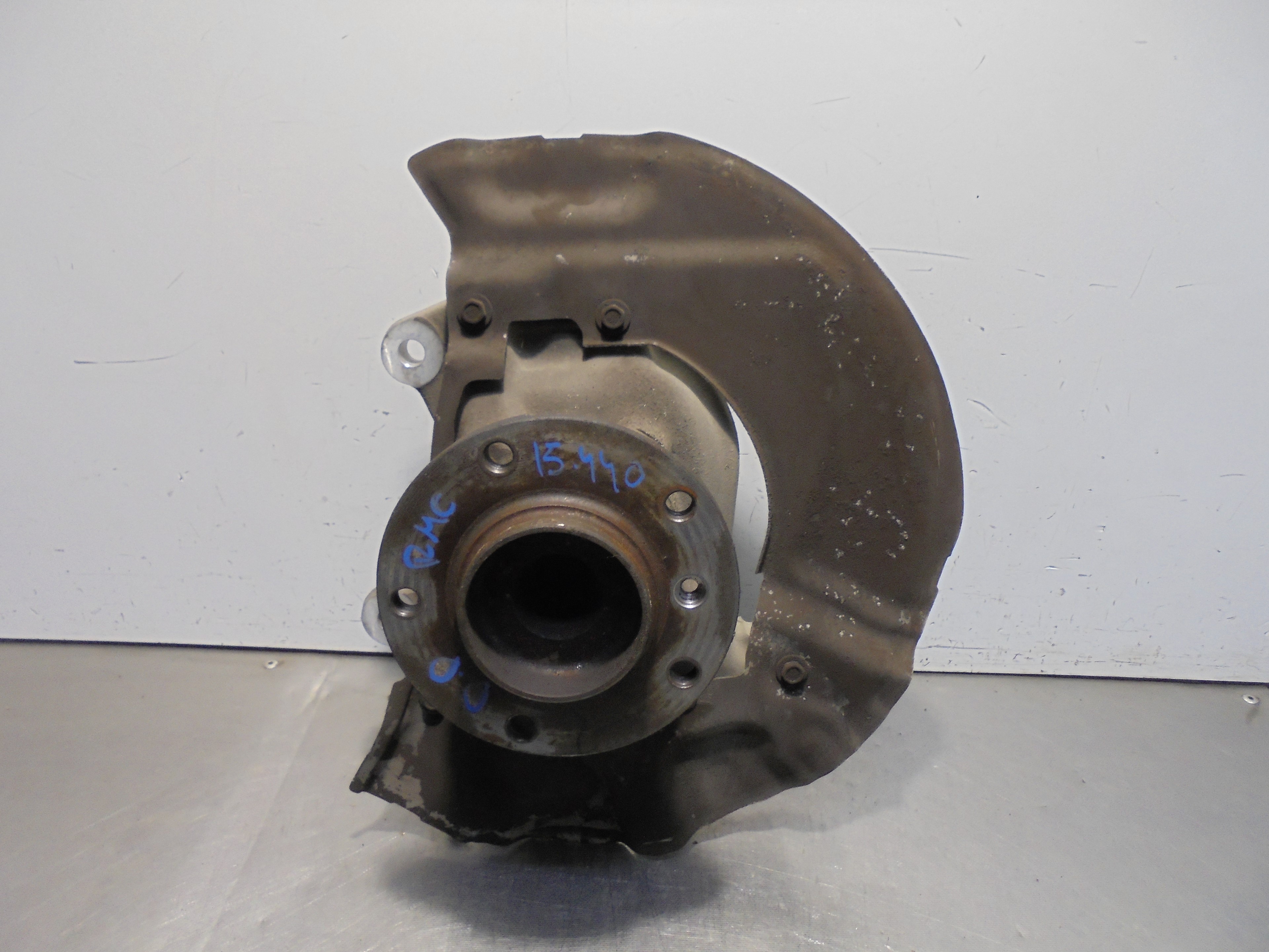 Recambio de mangueta delantera derecha para bmw serie 5 berlina (e60) 535d referencia OEM IAM 6760954R  