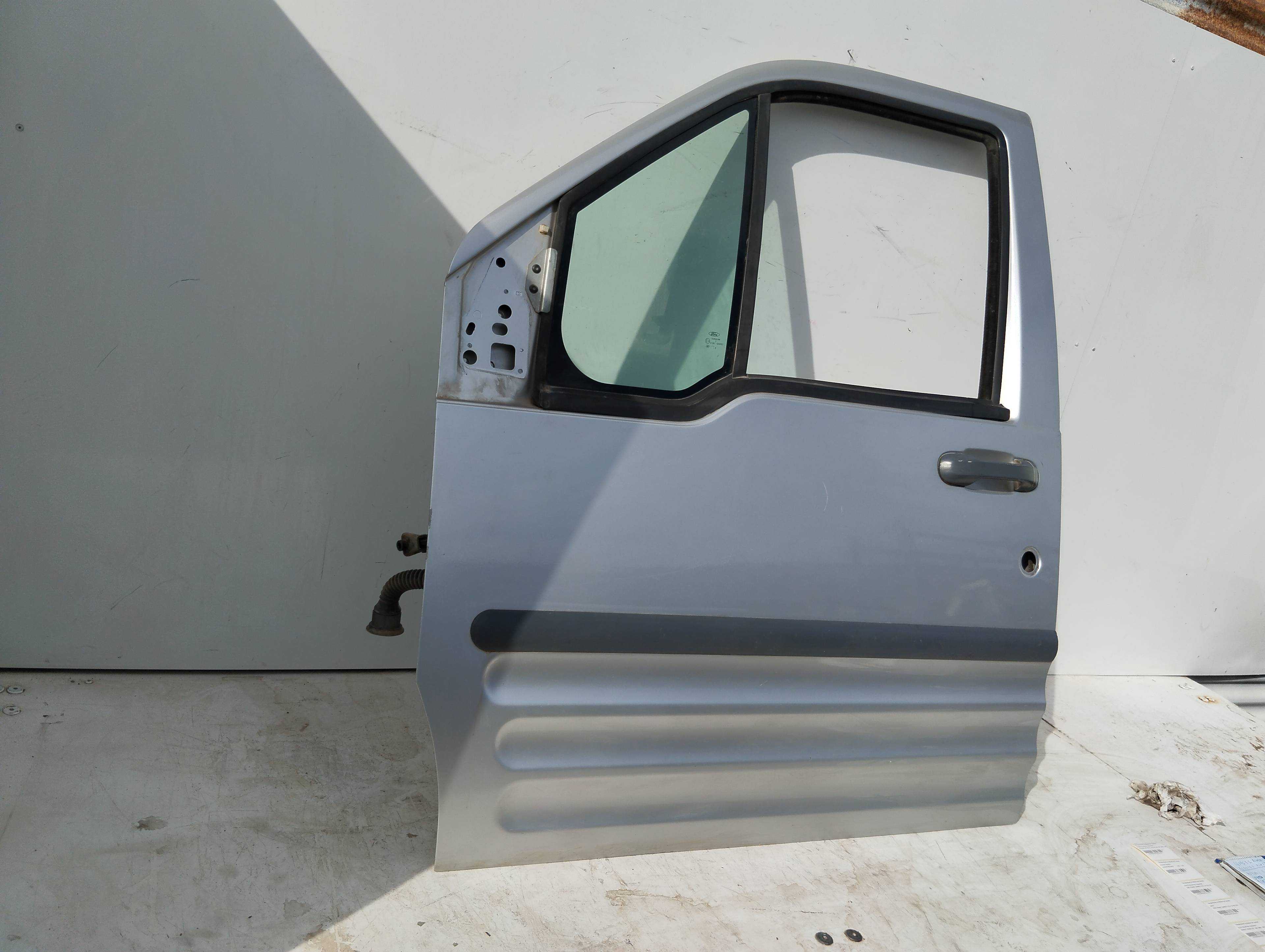 Recambio de puerta delantera izquierda para ford transit connect (tc7) 1.8 tdci cat referencia OEM IAM   