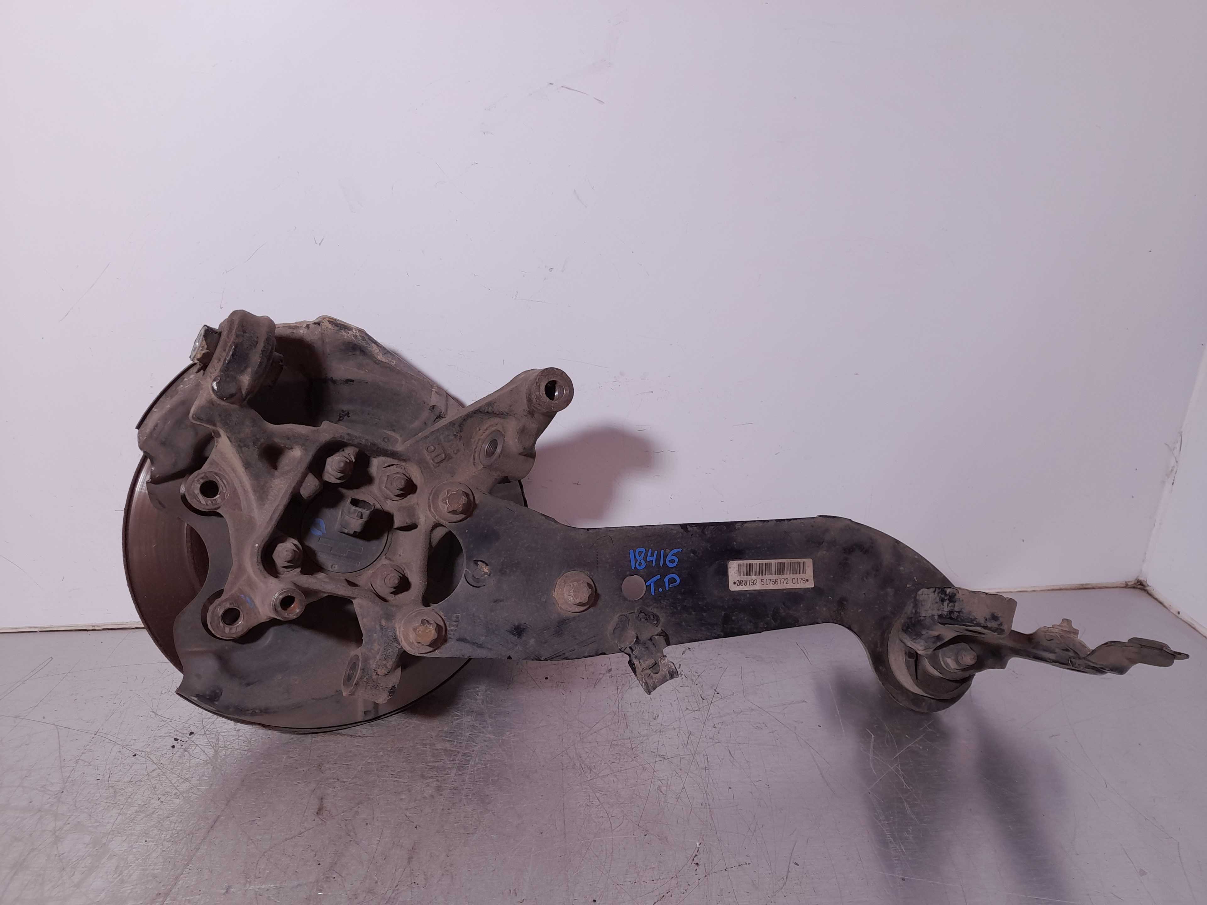 Recambio de mangueta trasera derecha para fiat croma (194) 1.9 jtd 16v cat referencia OEM IAM   