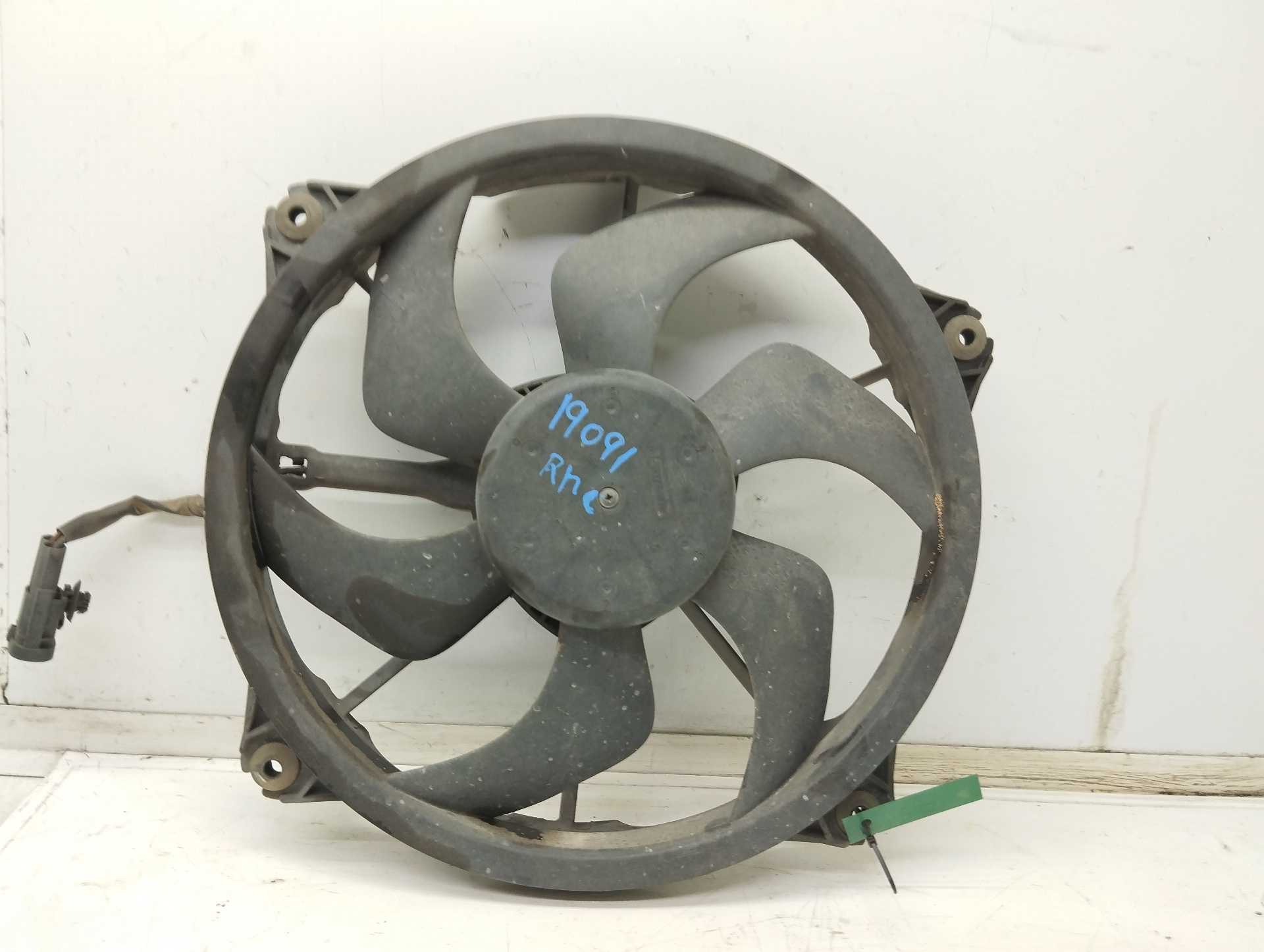 Recambio de electroventilador para citroën c4 grand picasso avatar referencia OEM IAM 9661571480  