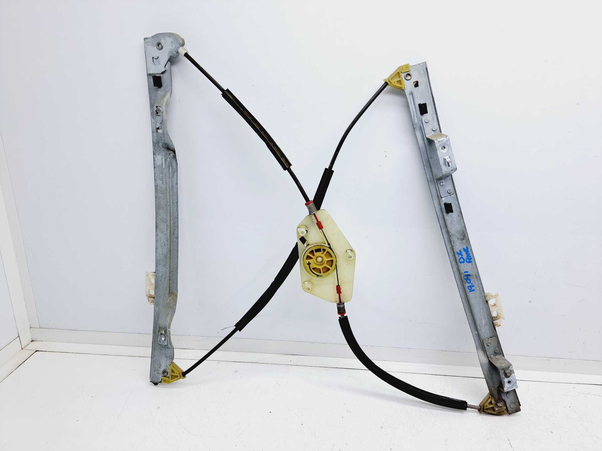 Recambio de elevalunas delantero izquierdo para citroën c4 grand picasso avatar referencia OEM IAM 9221CV 1675403980 1694151280