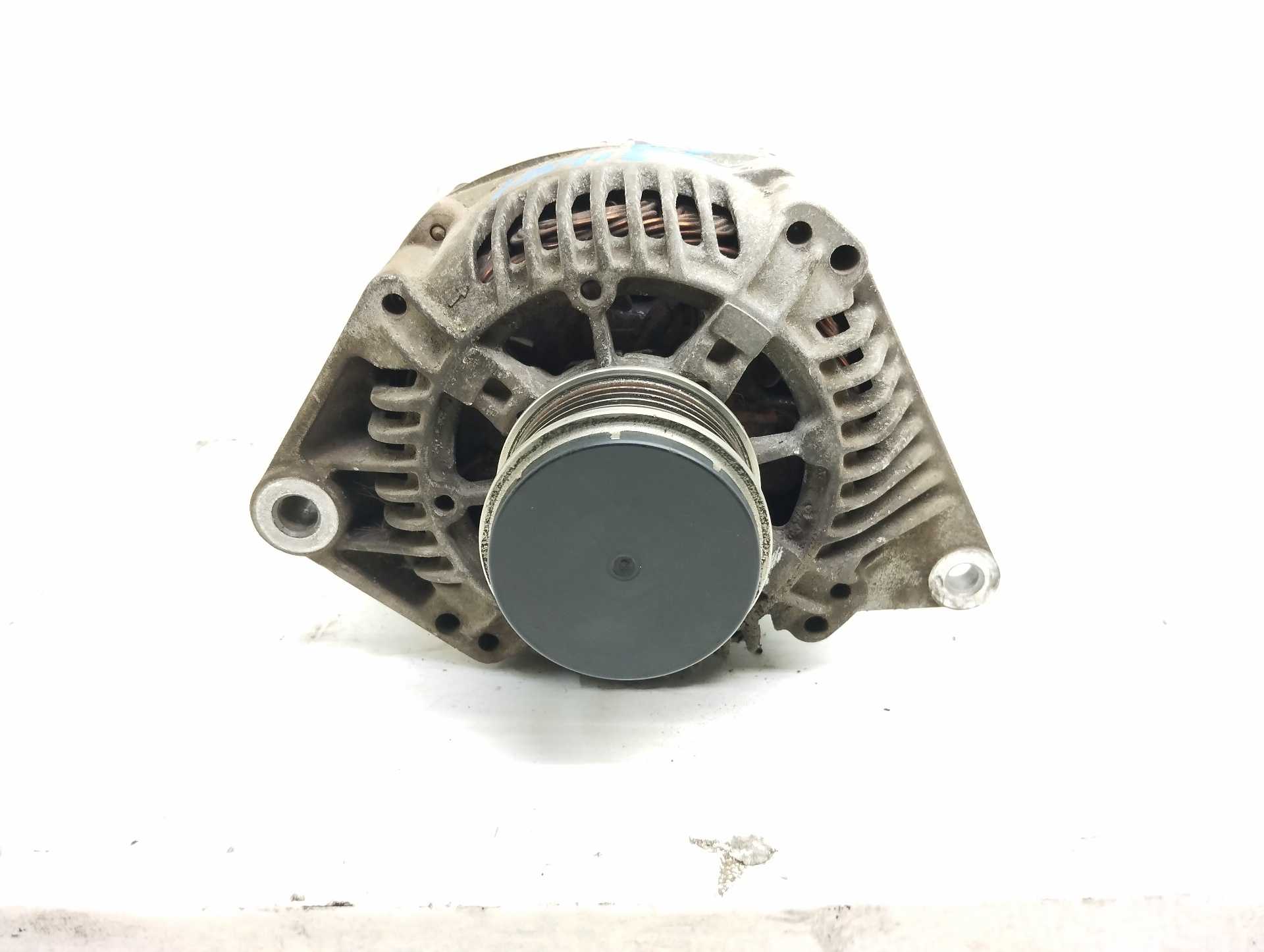 Recambio de alternador para volvo 644 referencia OEM IAM 7700431945 2542315A VALEO