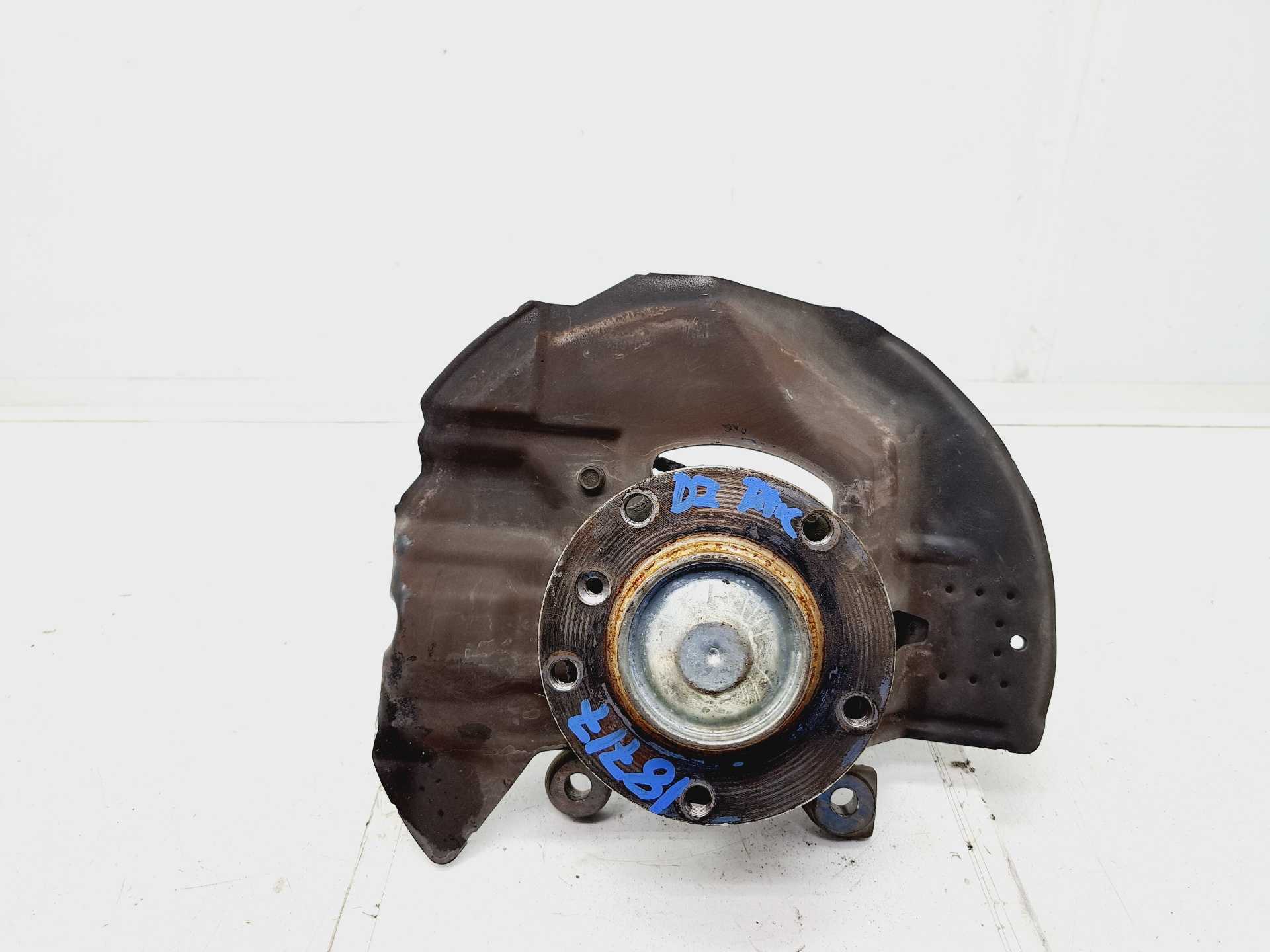 Recambio de mangueta delantera izquierda para bmw serie 3 berlina (e46) 320d referencia OEM IAM   