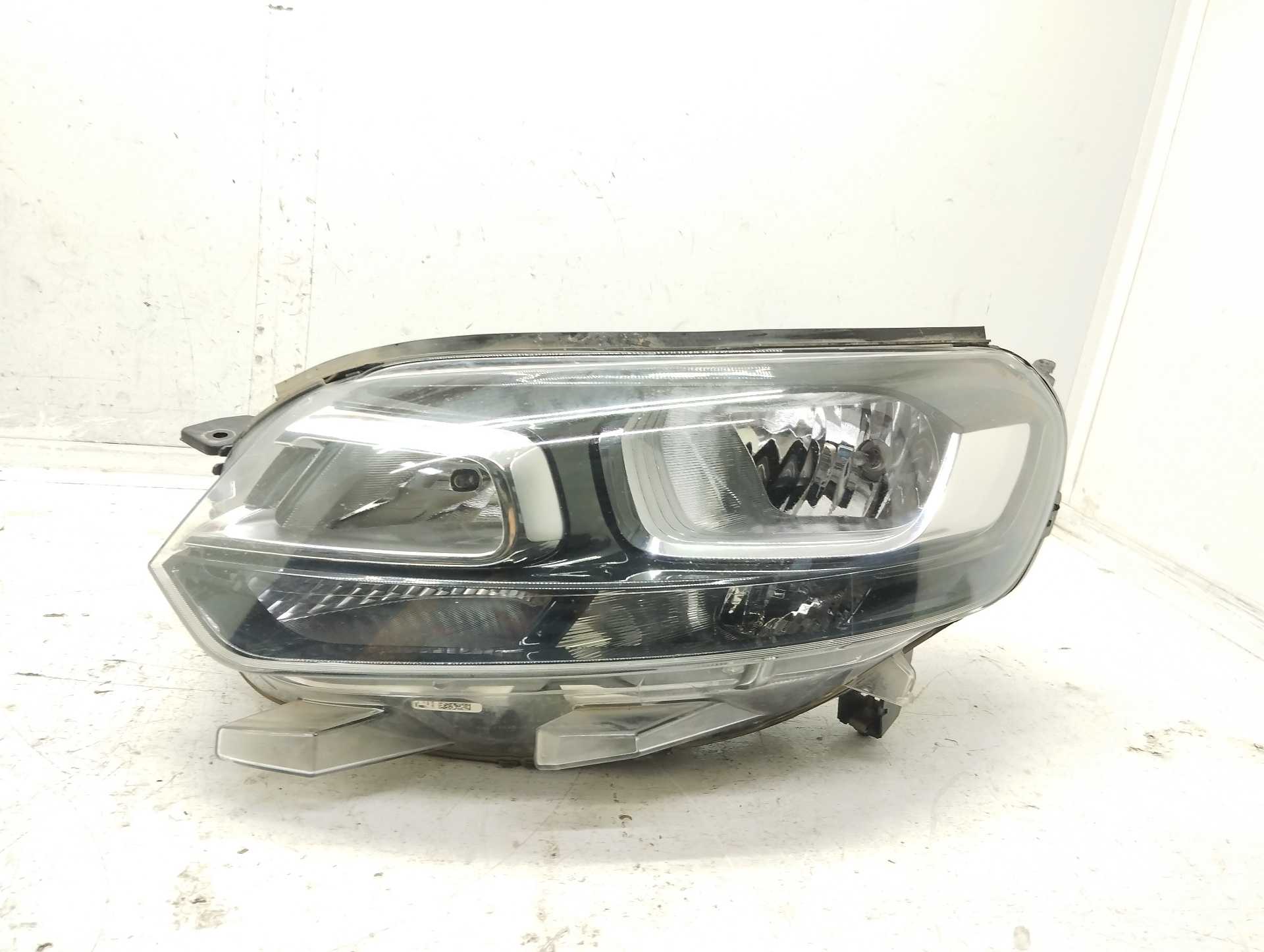 Recambio de faro izquierdo para opel vivaro furgón l express referencia OEM IAM 980856778000 0019707606 980856778000