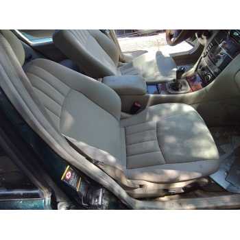 ASIENTO DELANTERO DERECHO 