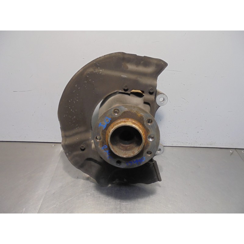 Recambio de mangueta delantera izquierda para bmw serie 5 berlina (e60) 535d referencia OEM IAM 6760953L  