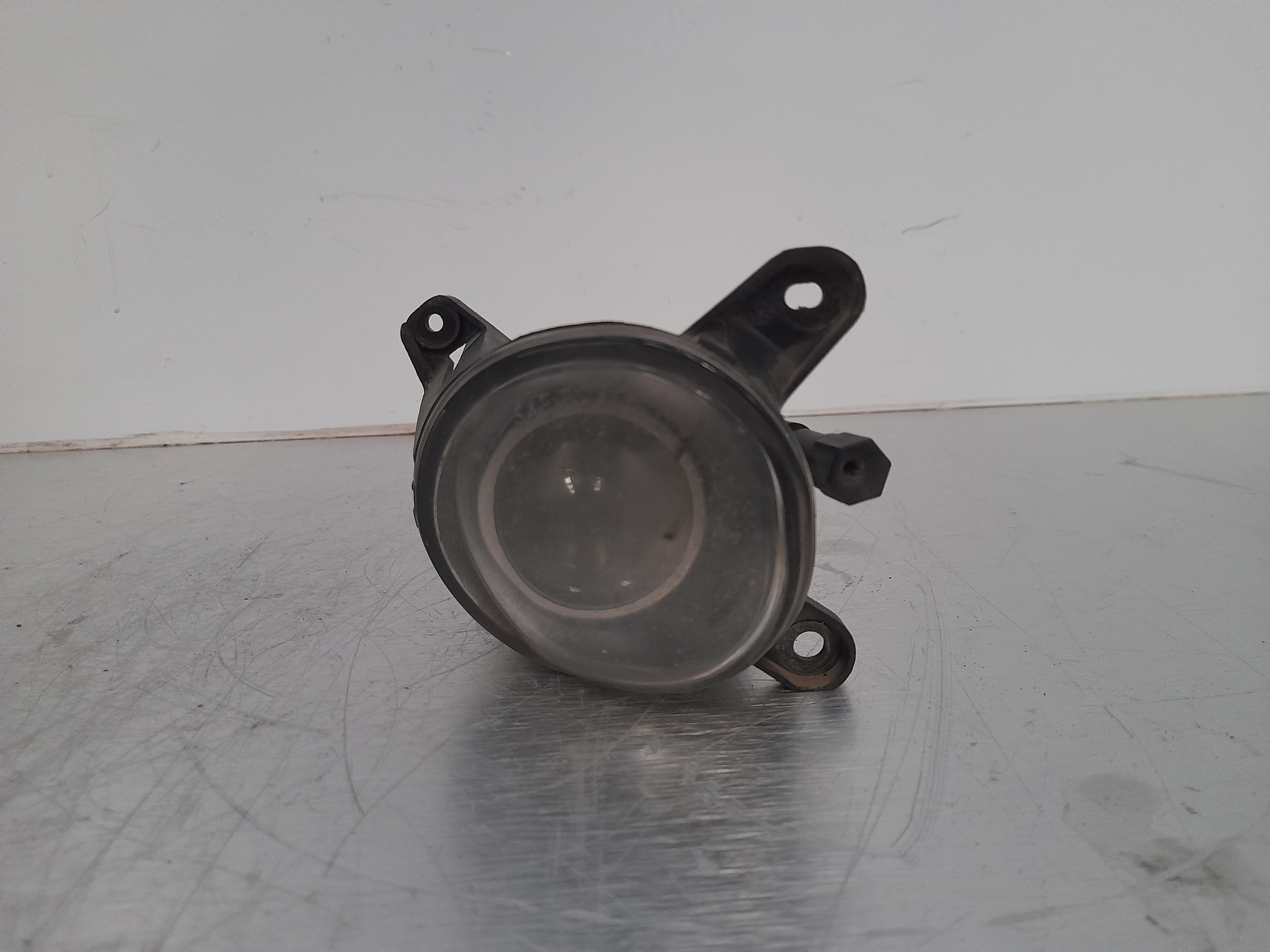 Recambio de faro antiniebla derecho para volkswagen passat berlina (3b3) 1.9 tdi referencia OEM IAM 3B7941700A  