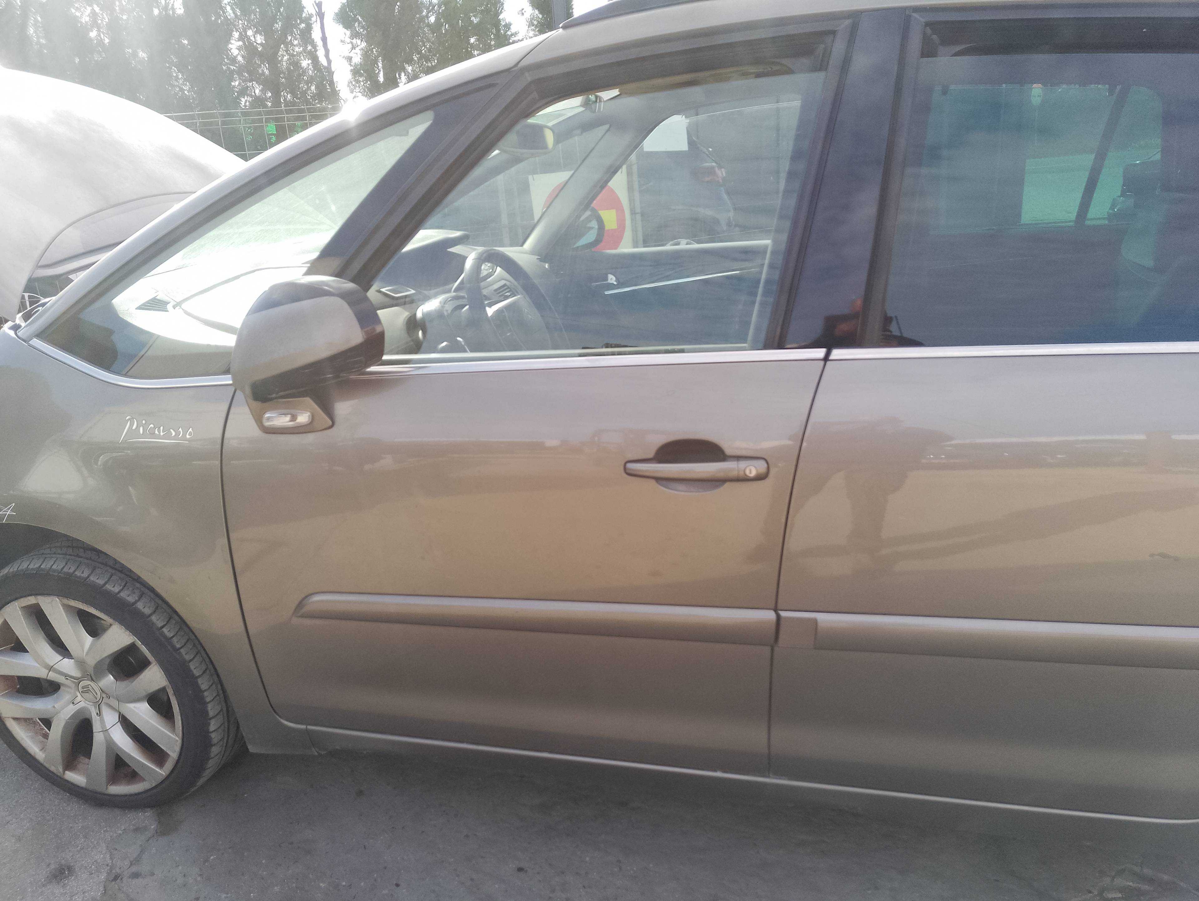 Recambio de puerta delantera izquierda para citroën c4 grand picasso avatar referencia OEM IAM   