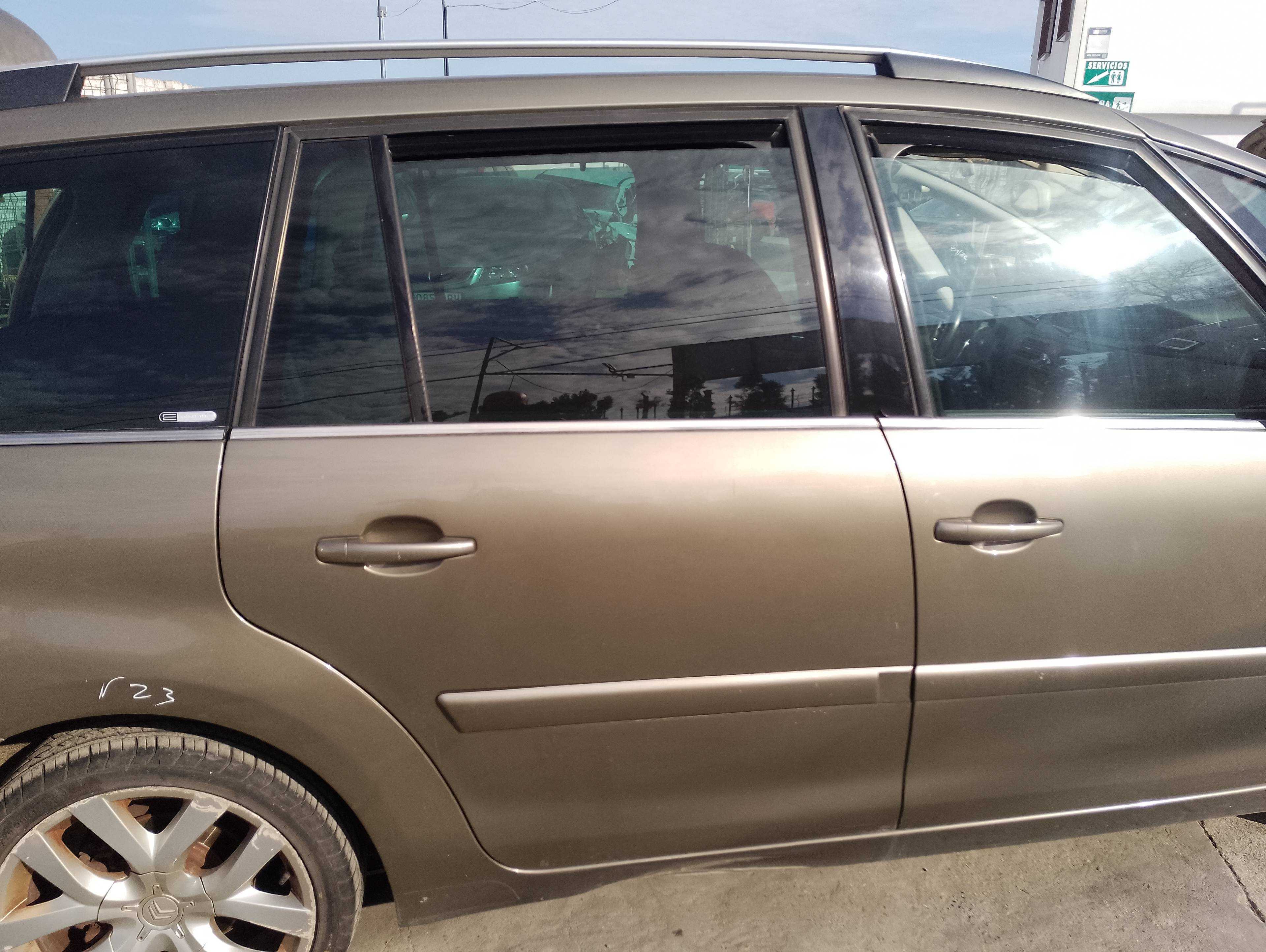 Recambio de puerta trasera derecha para citroën c4 grand picasso avatar referencia OEM IAM   
