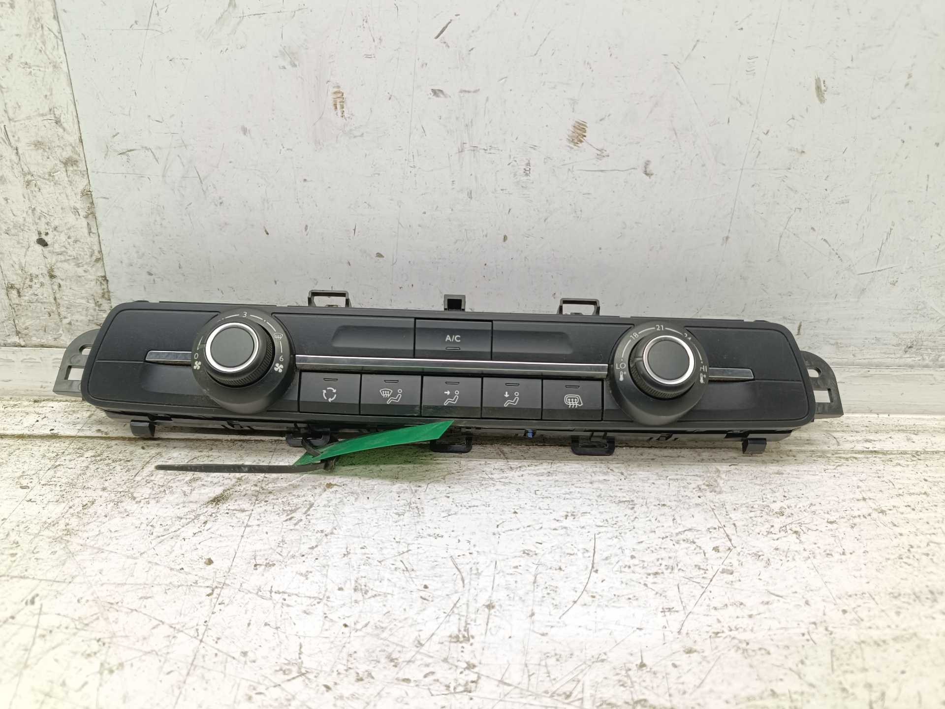 Recambio de mando climatizador para opel vivaro furgón l express referencia OEM IAM 98340416ZD  