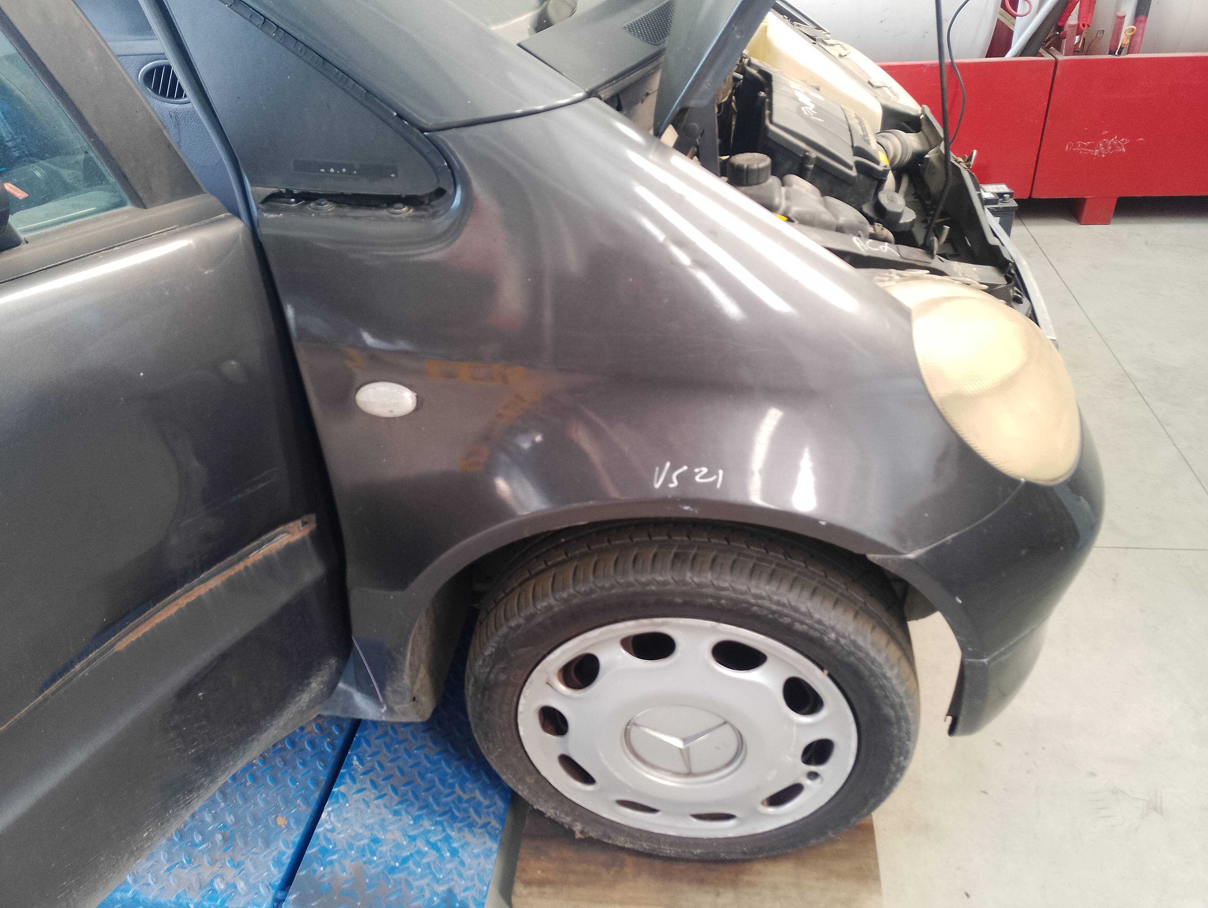Recambio de aleta delantera derecha para mercedes-benz clase a (w168) 140 (168.031) referencia OEM IAM   