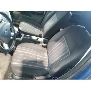 ASIENTO DELANTERO IZQUIERDO 