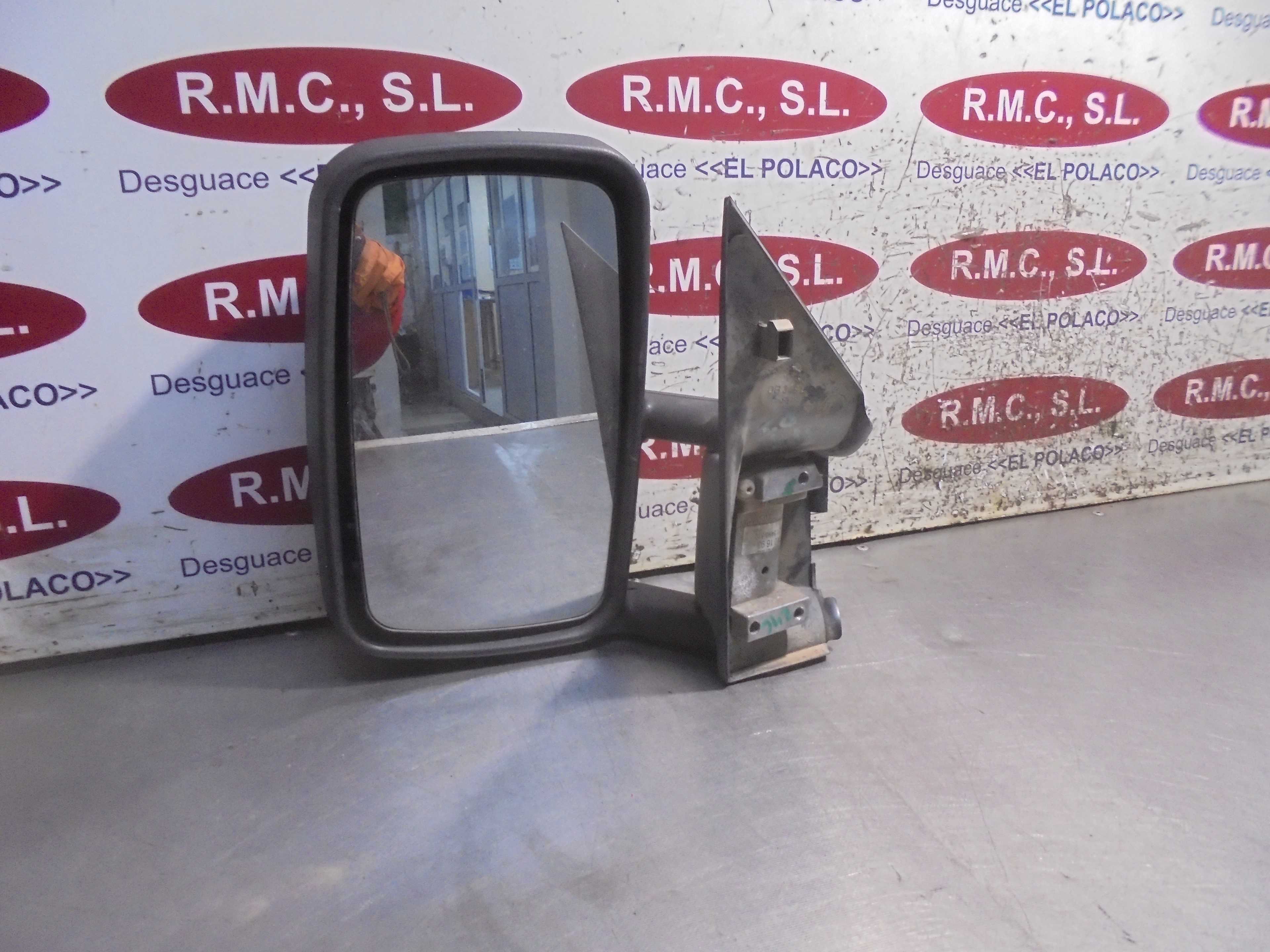Recambio de retrovisor izquierdo para mercedes-benz 313 referencia OEM IAM   