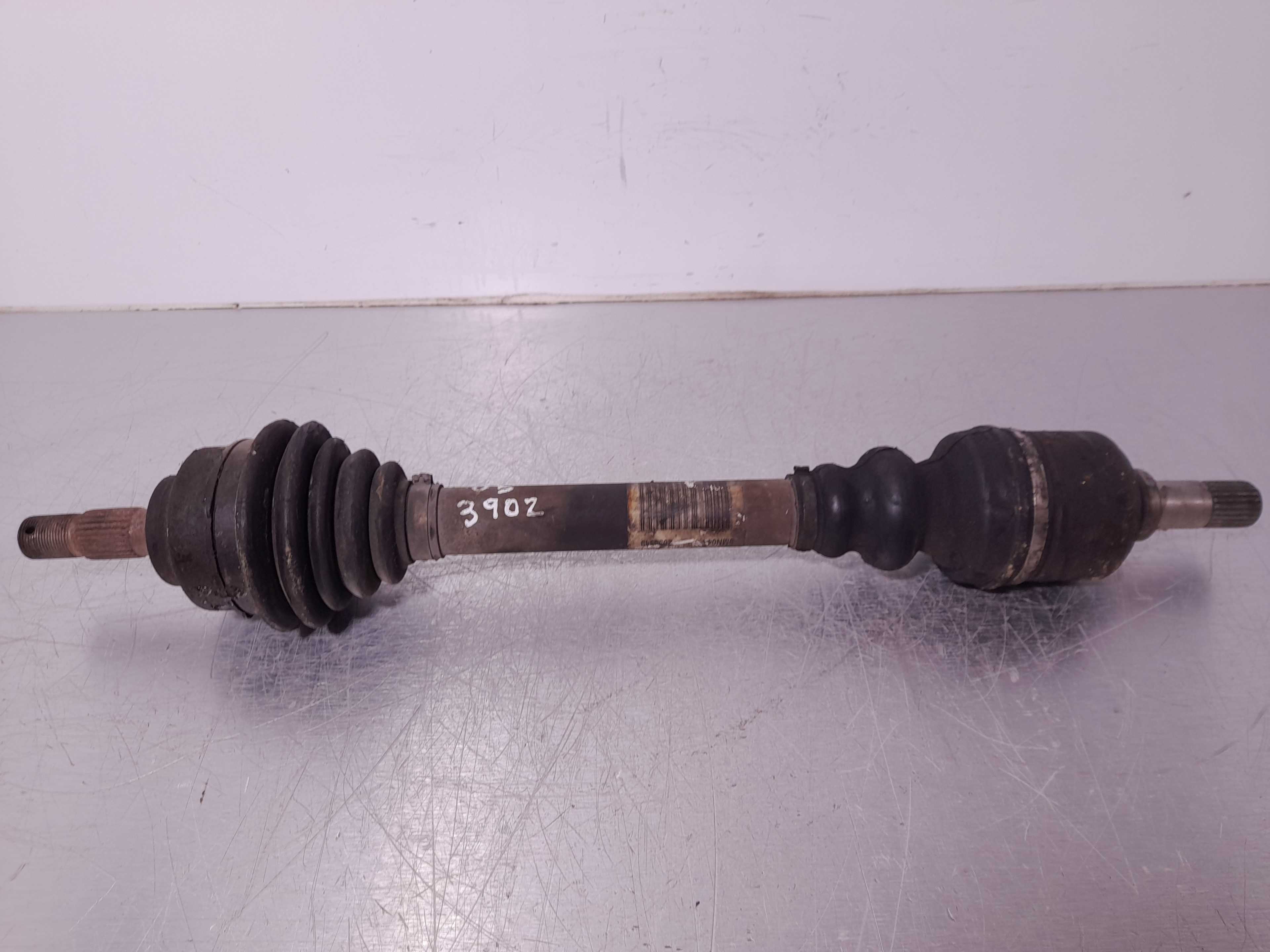Recambio de transmision delantera izquierda para citroën c4 berlina 1.6 16v hdi fap referencia OEM IAM 9637117780  