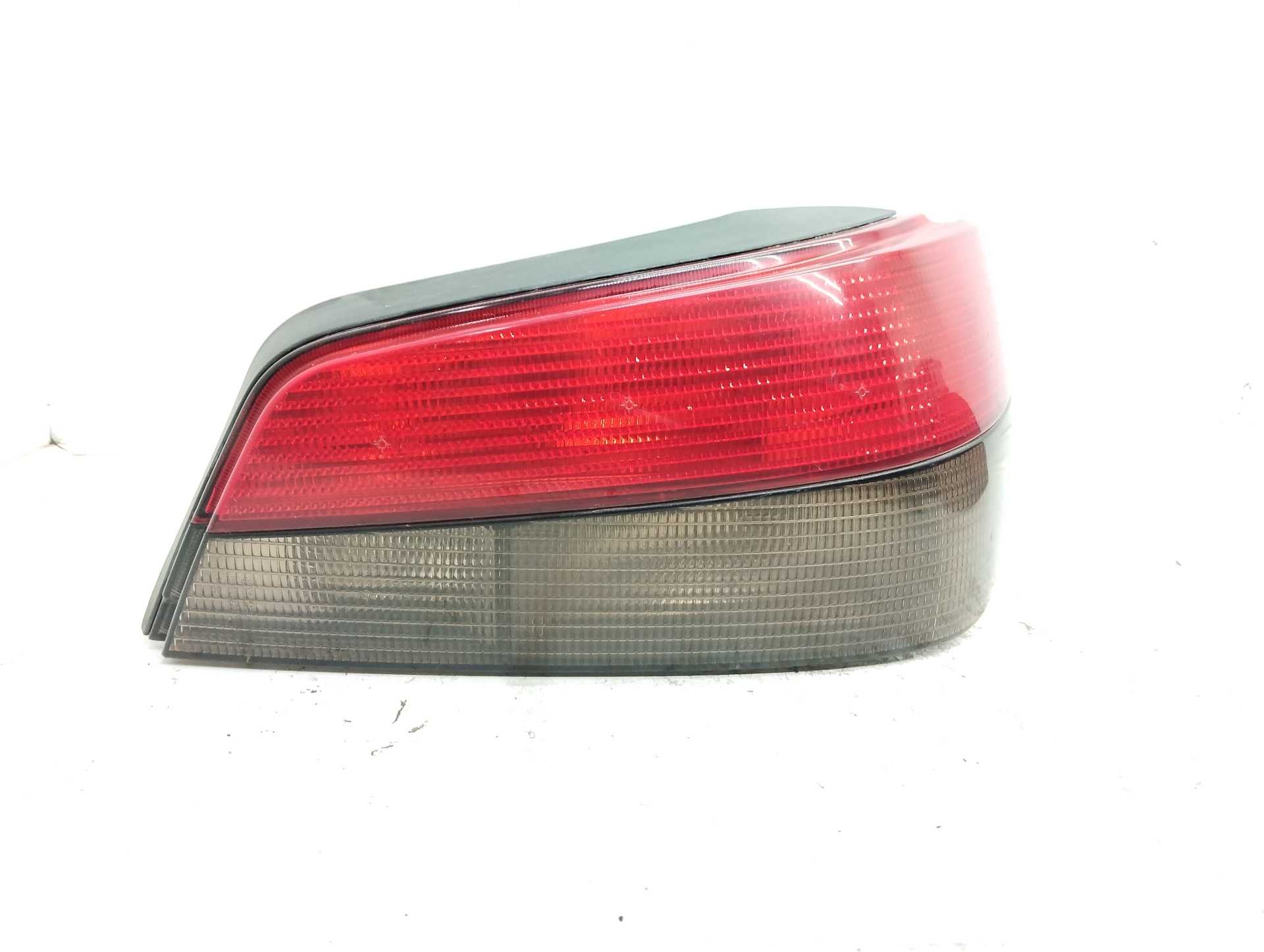 Recambio de piloto trasero derecho para peugeot 306 berlina 3/4/5 puertas (s2) boulebard referencia OEM IAM 2321D1  