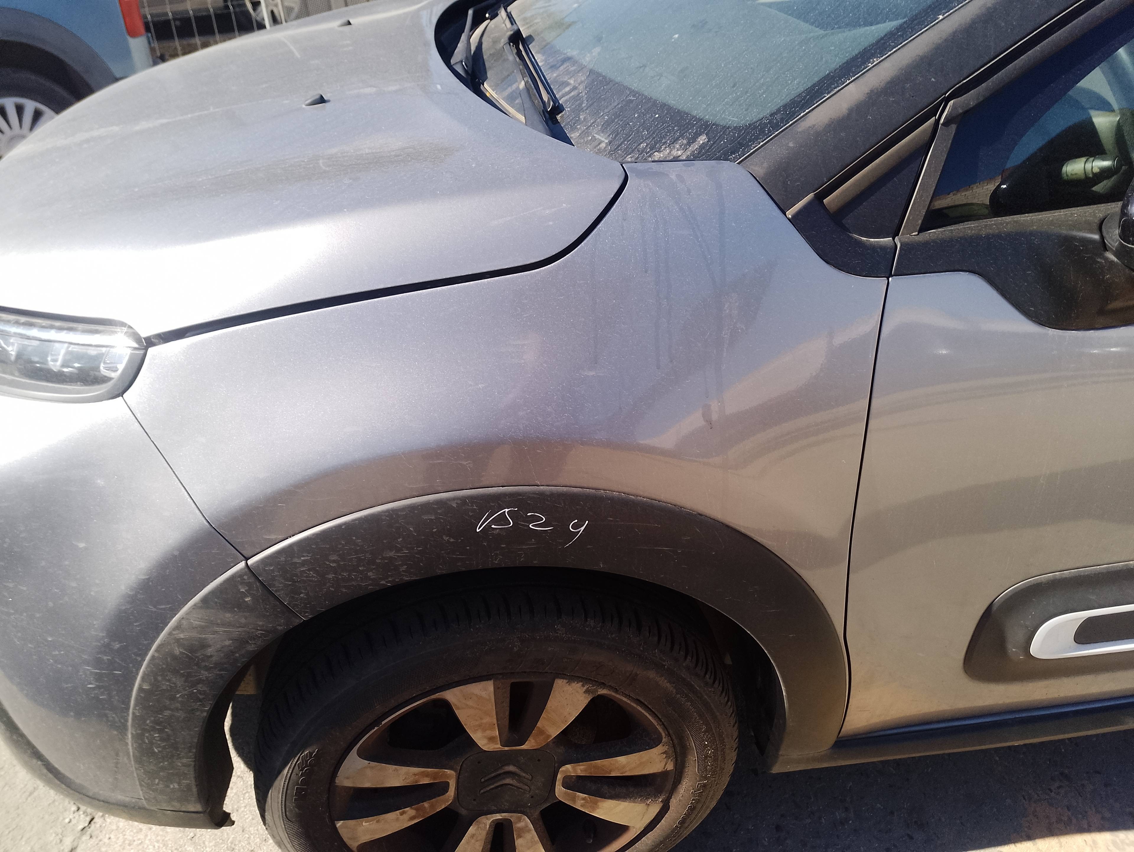 Recambio de aleta delantera izquierda para citroën c3 c-series referencia OEM IAM   