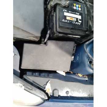 CAJA RELES / FUSIBLES 