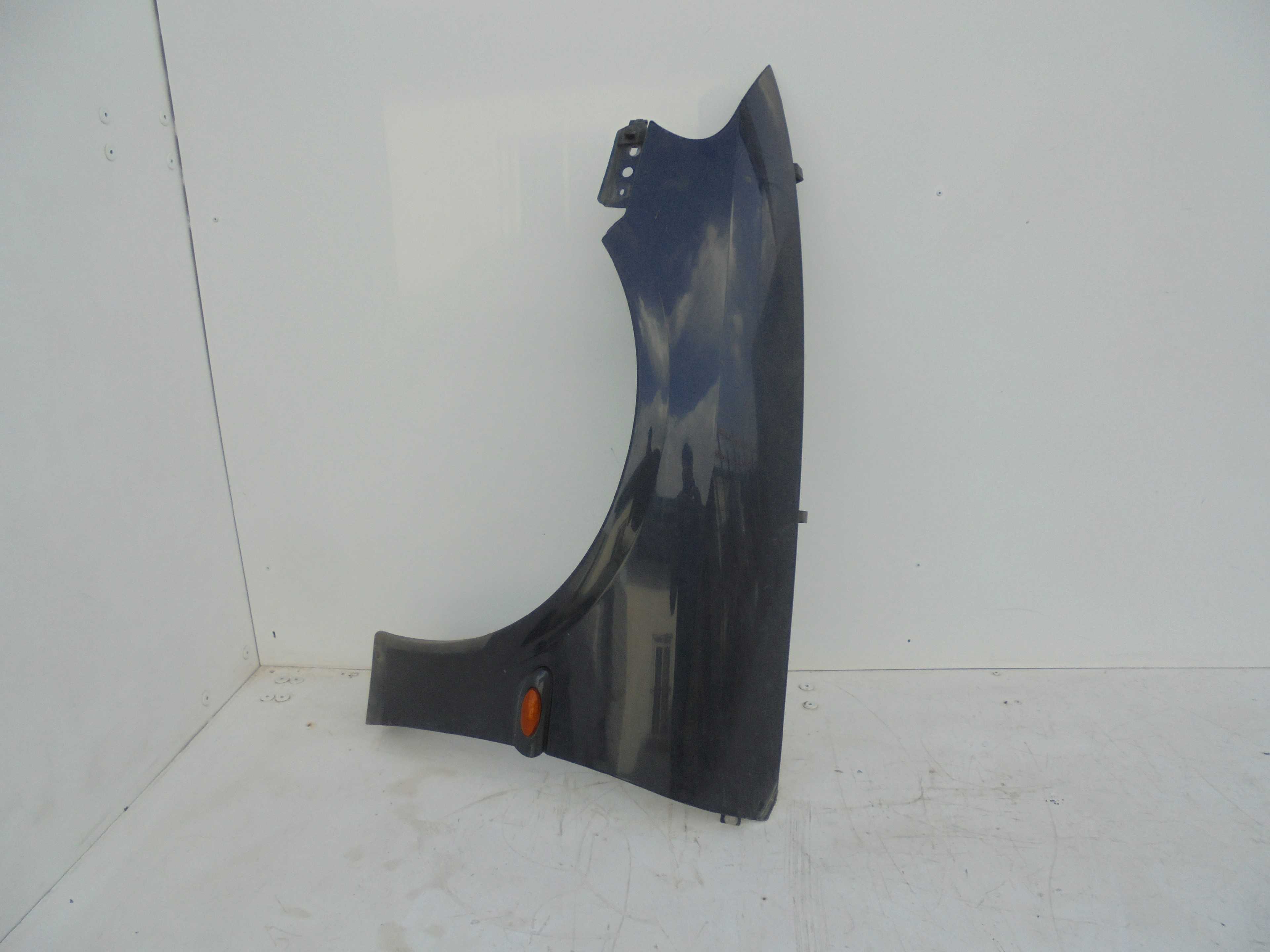 Recambio de aleta delantera izquierda para opel vectra b berlina básico (1999) referencia OEM IAM   
