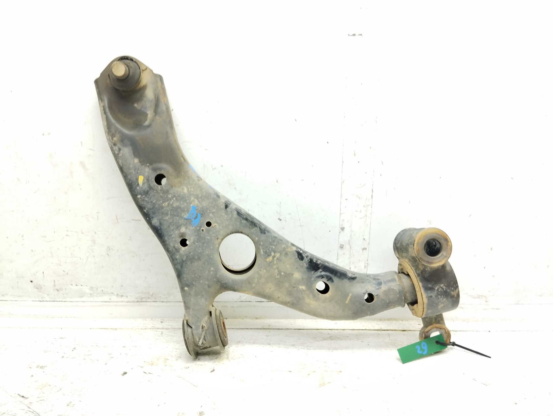 Recambio de brazo suspension inferior delantero derecho para mazda cx-5 center-line 2wd referencia OEM IAM   