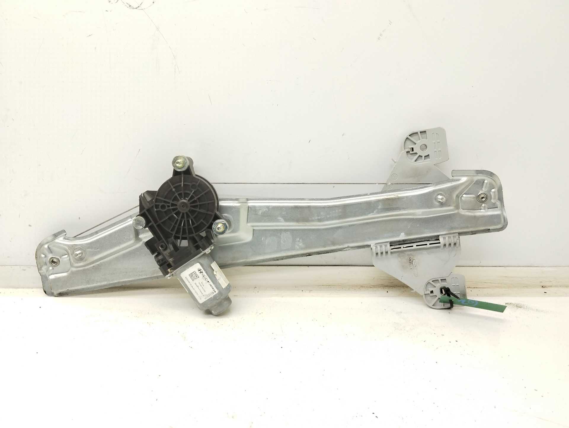 Recambio de elevalunas trasero izquierdo para hyundai tucson (nx) klass 2wd referencia OEM IAM 83450N7000 403343A 