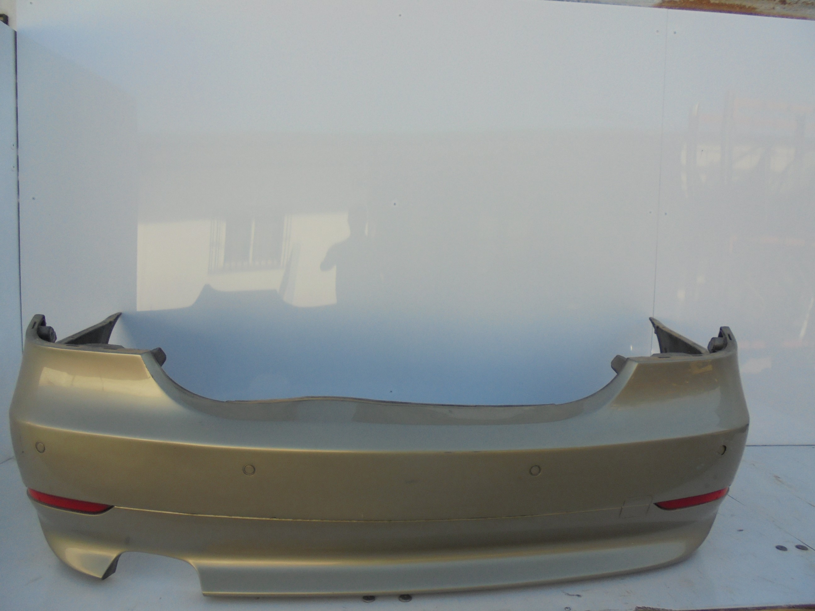 Recambio de paragolpes trasero para bmw serie 5 berlina (e60) 535d referencia OEM IAM   