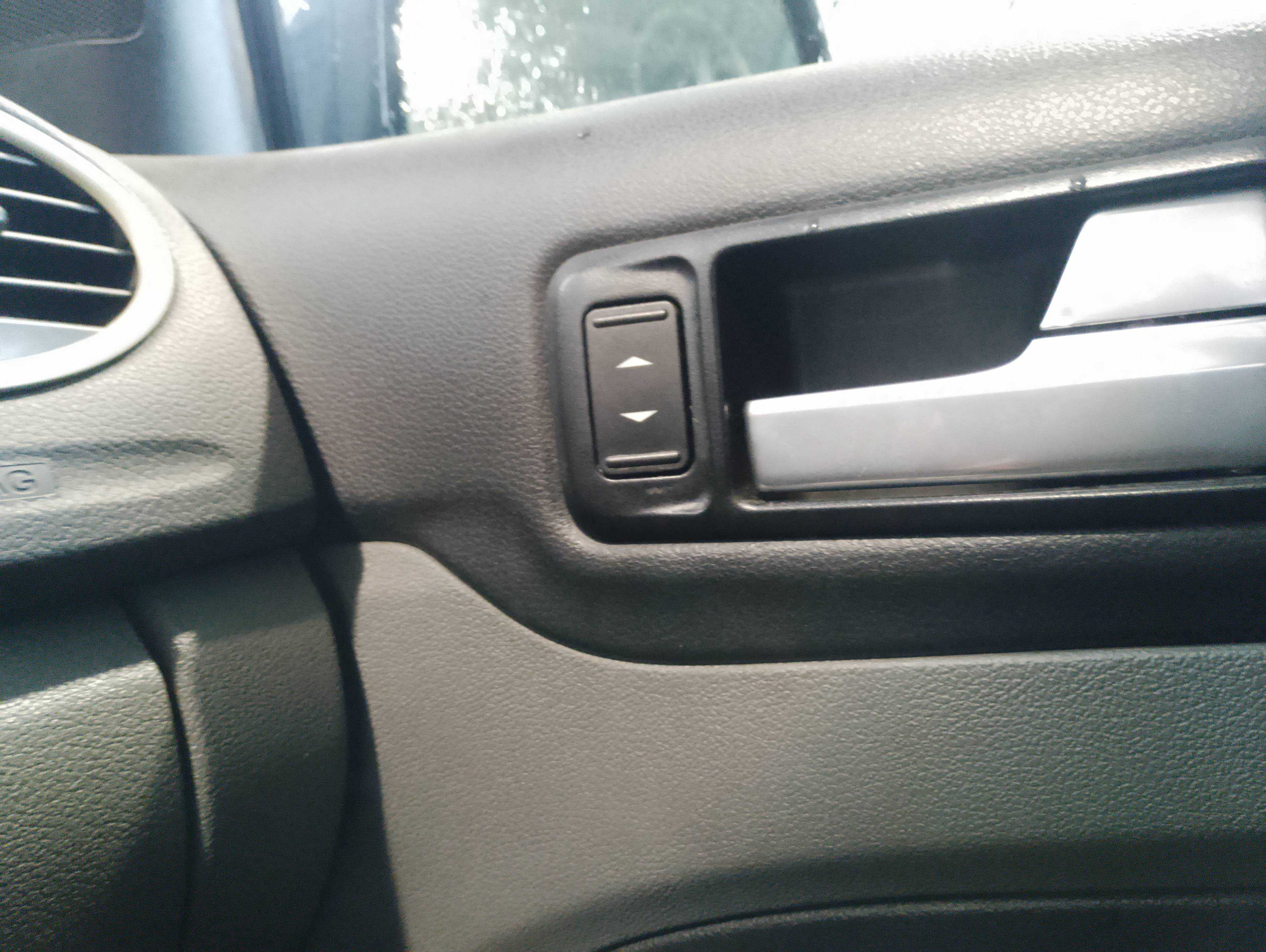 Recambio de mando elevalunas delantero derecho para ford focus berlina (cap) ambiente (d) referencia OEM IAM   
