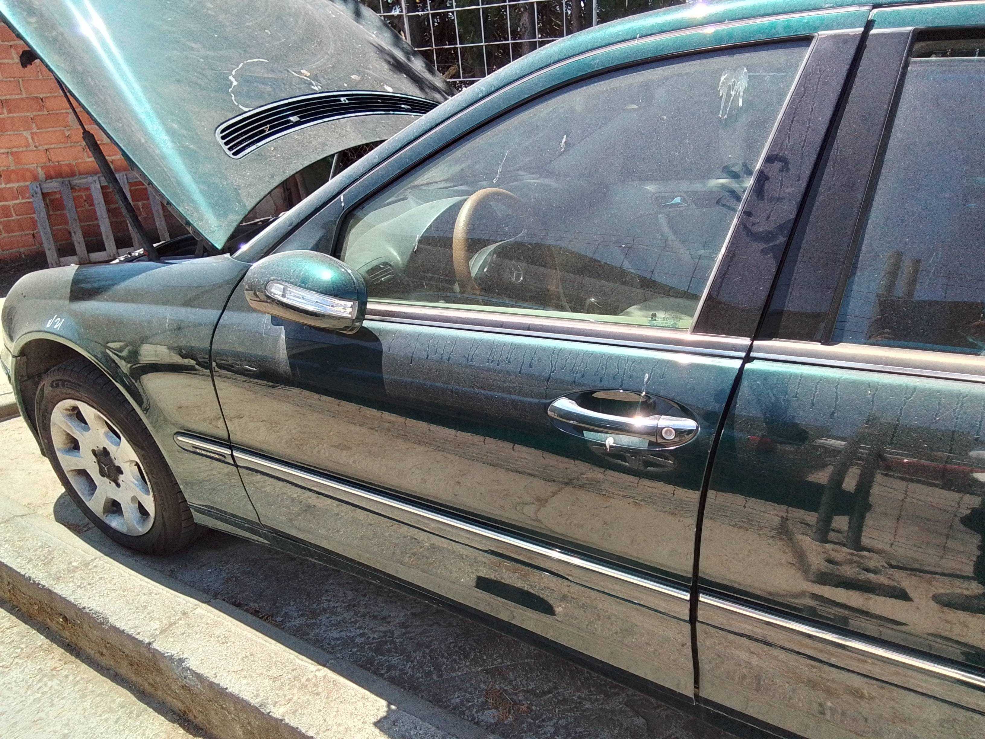 Recambio de puerta delantera izquierda para mercedes-benz clase c (w203) berlina 200 cdi (203.004) referencia OEM IAM   