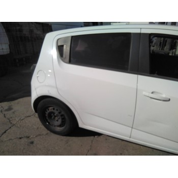 Recambio de puerta trasera derecha para chevrolet aveo sedán lt+ referencia OEM IAM   