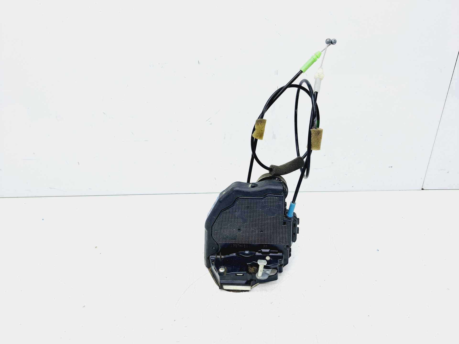 Recambio de cerradura puerta trasera derecha para toyota rav 4 advance referencia OEM IAM   