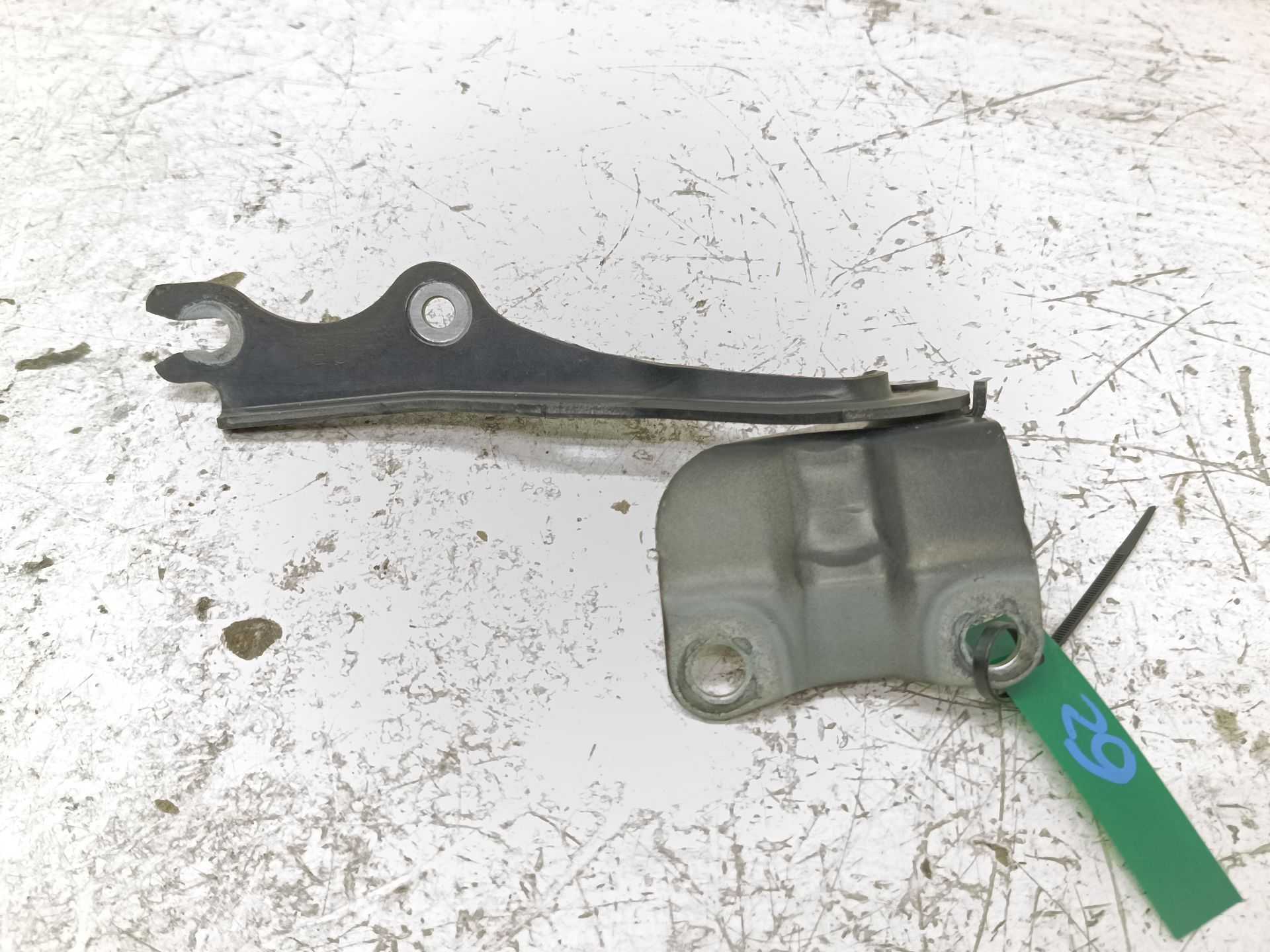 Recambio de bisagra capo derecha para mazda 6 lim. (gh) 2.0 crtd 140cv active (4-ptas.) referencia OEM IAM   