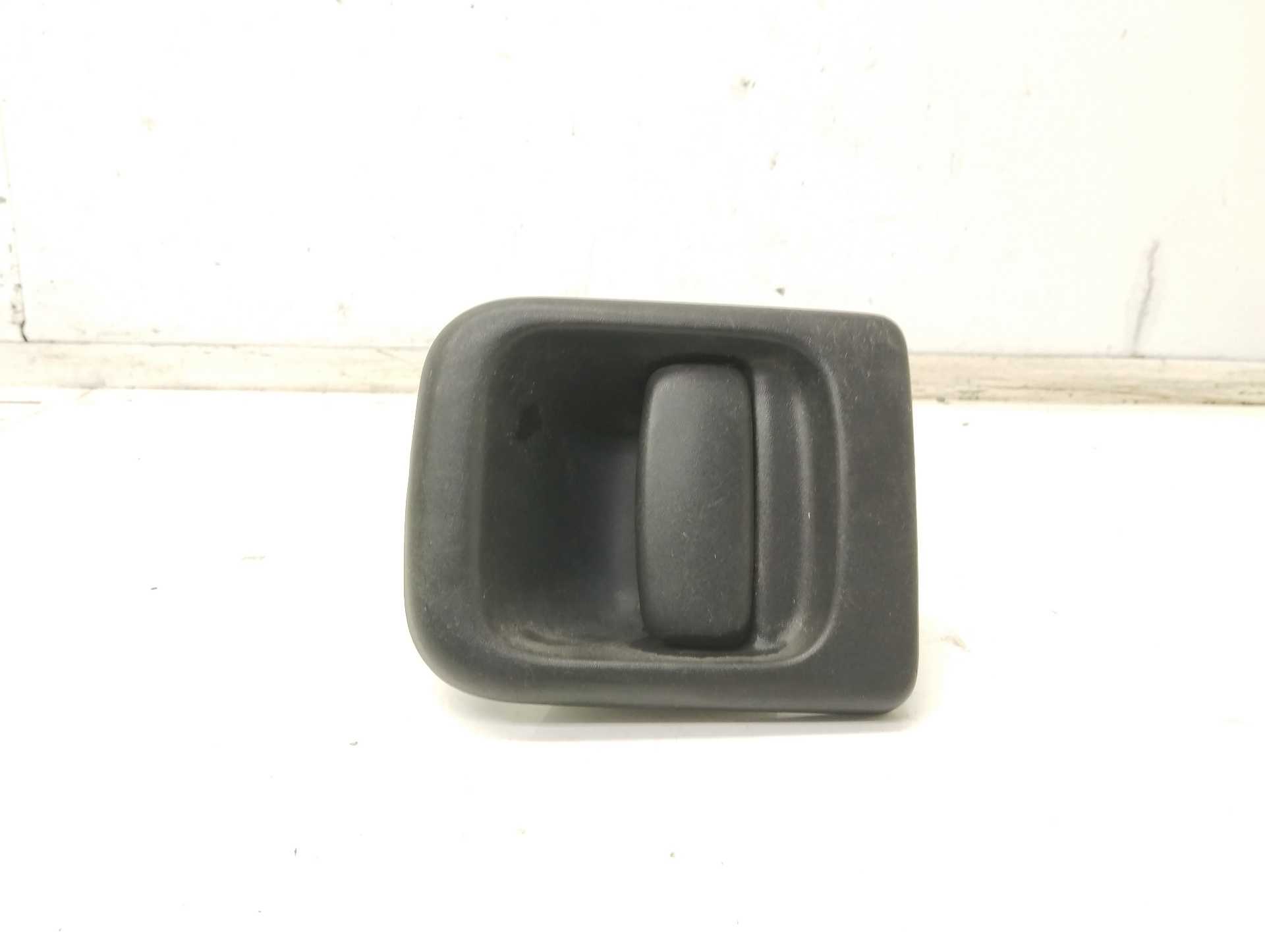 Recambio de maneta exterior delantera izquierda para renault 110 referencia OEM IAM 7700352488  