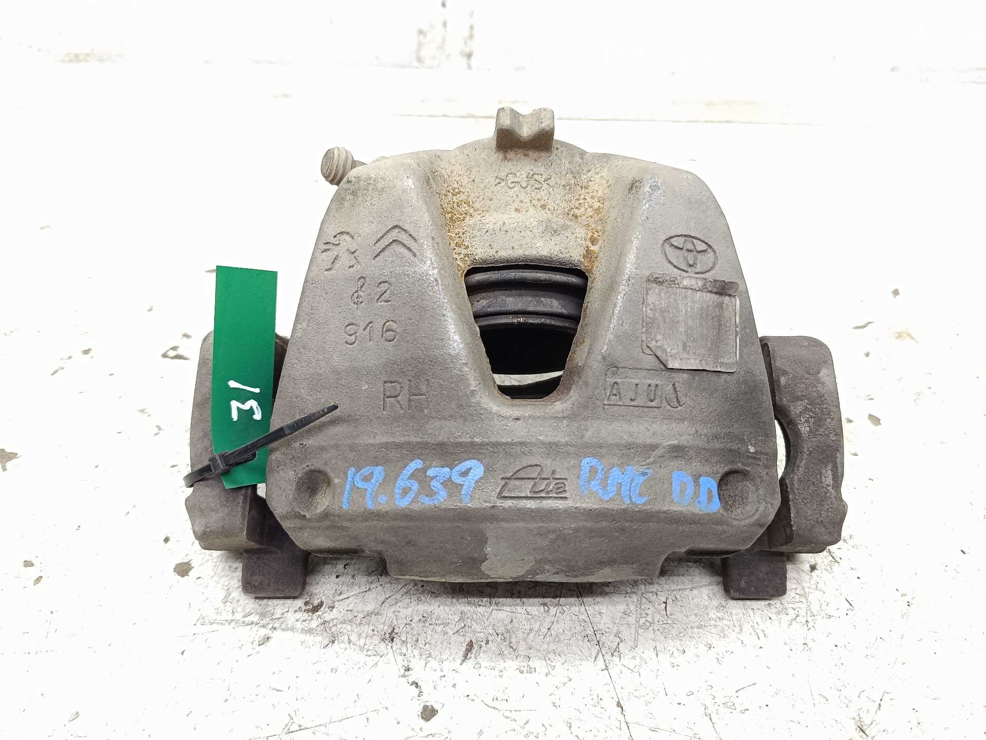 Recambio de pinza de freno delantera derecha para opel vivaro furgón l express referencia OEM IAM   