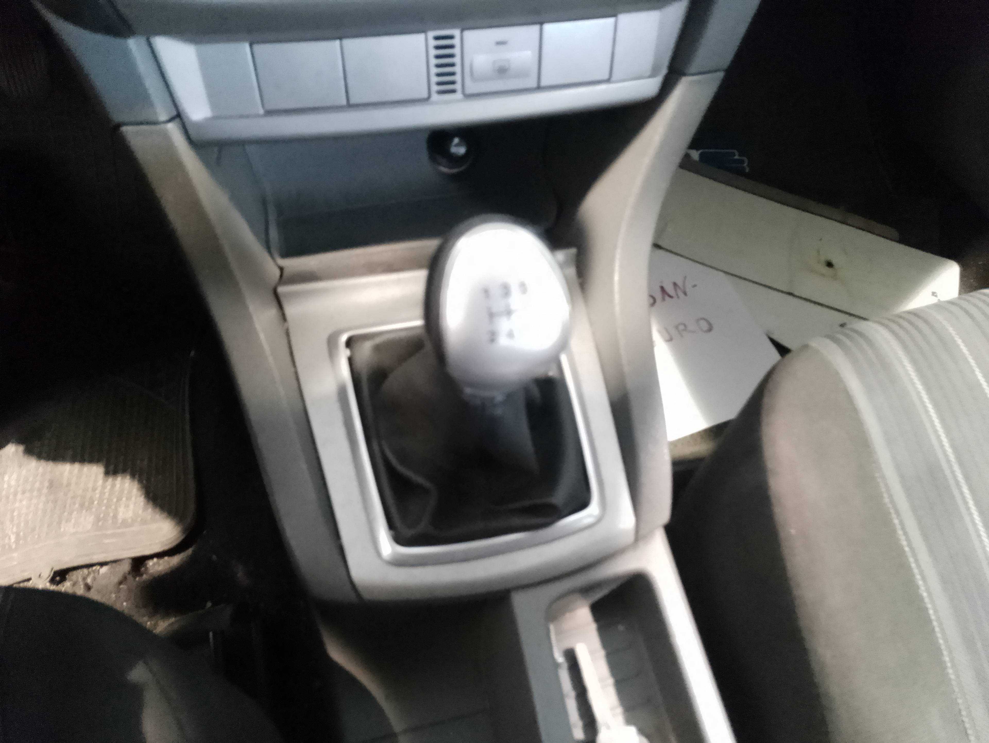 Recambio de palanca cambio para ford focus berlina (cap) ambiente (d) referencia OEM IAM   