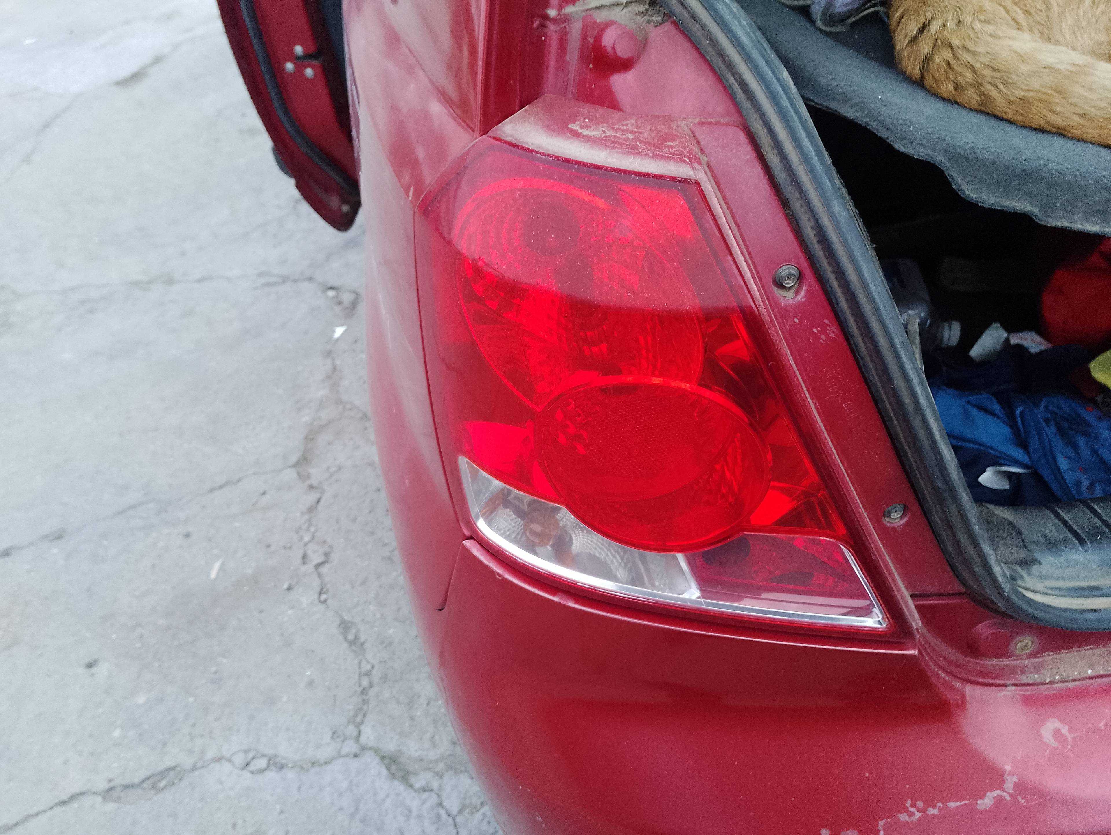 Recambio de piloto trasero izquierdo para chevrolet kalos 1.2 s (d/a) referencia OEM IAM   