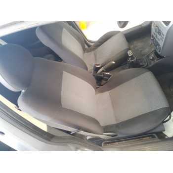 ASIENTO DELANTERO DERECHO 