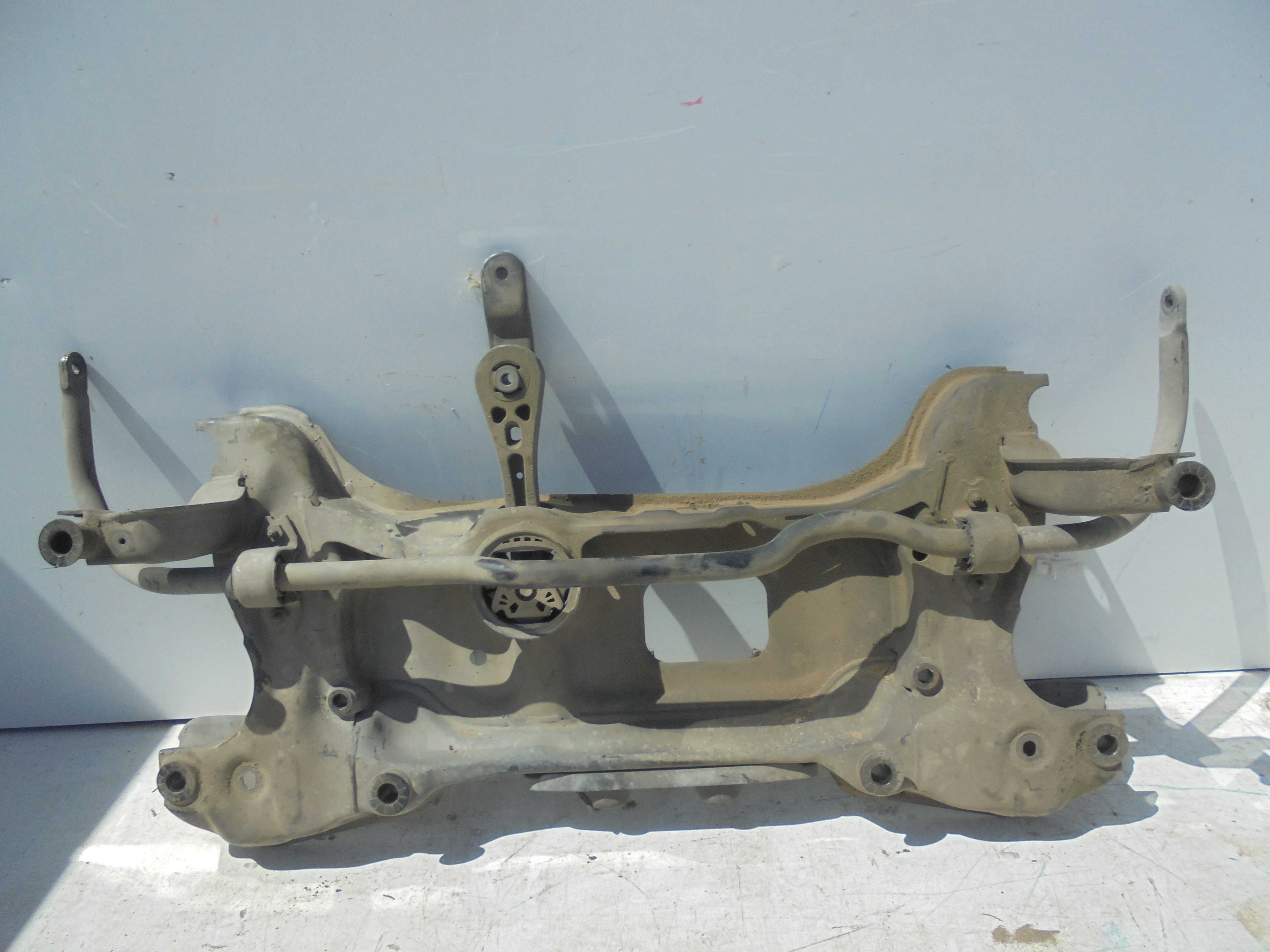 Recambio de cuna motor para toyota rav 4 advance referencia OEM IAM   