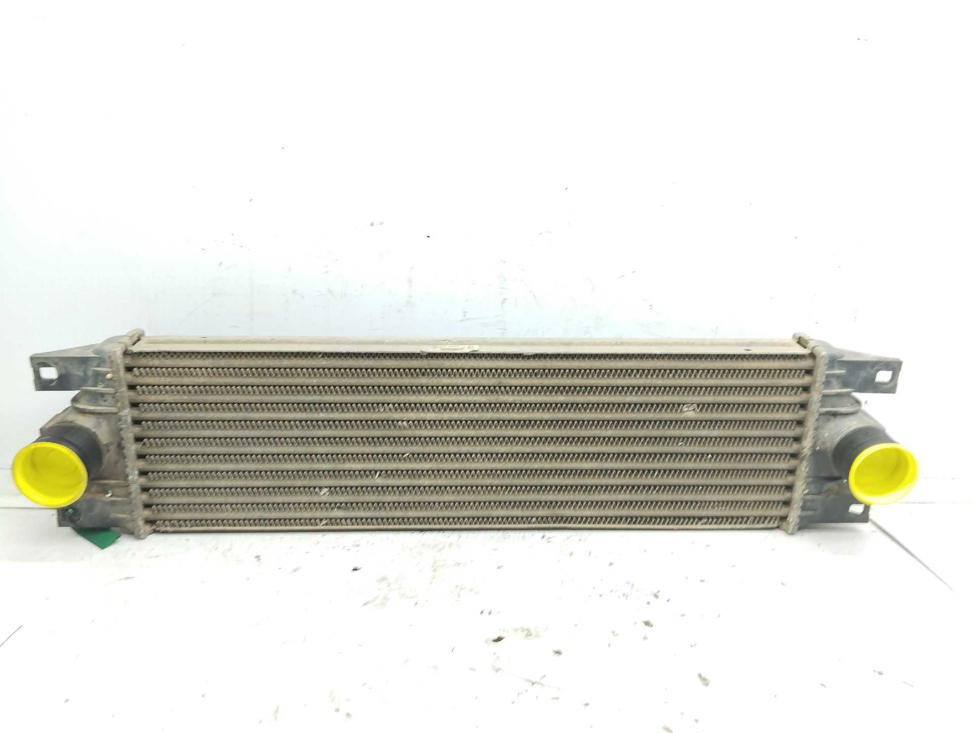 Recambio de intercooler para renault 110 referencia OEM IAM 5010382814 863428NA 