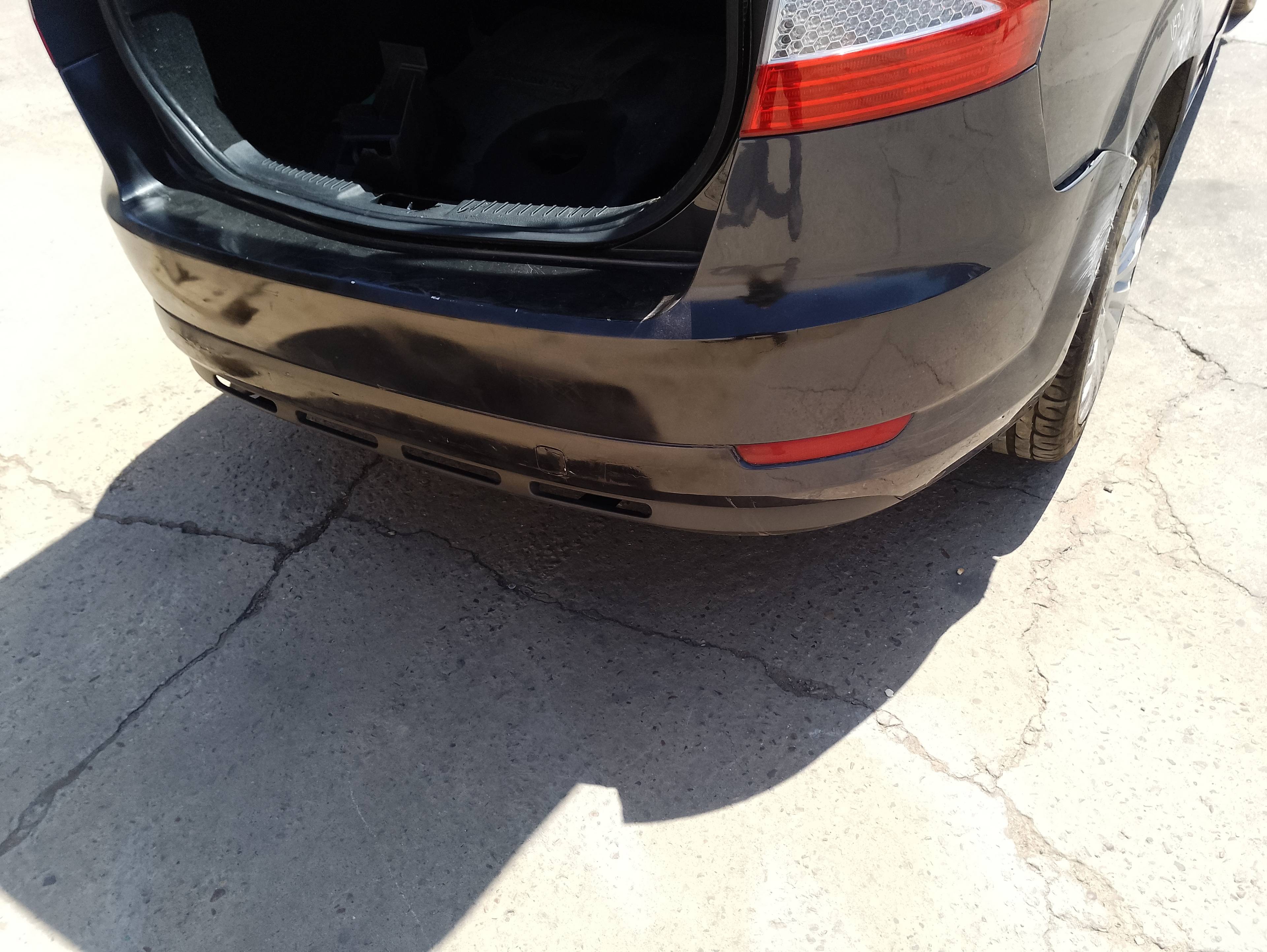 Recambio de paragolpes trasero para ford mondeo ber. (ca2) limited edition referencia OEM IAM   