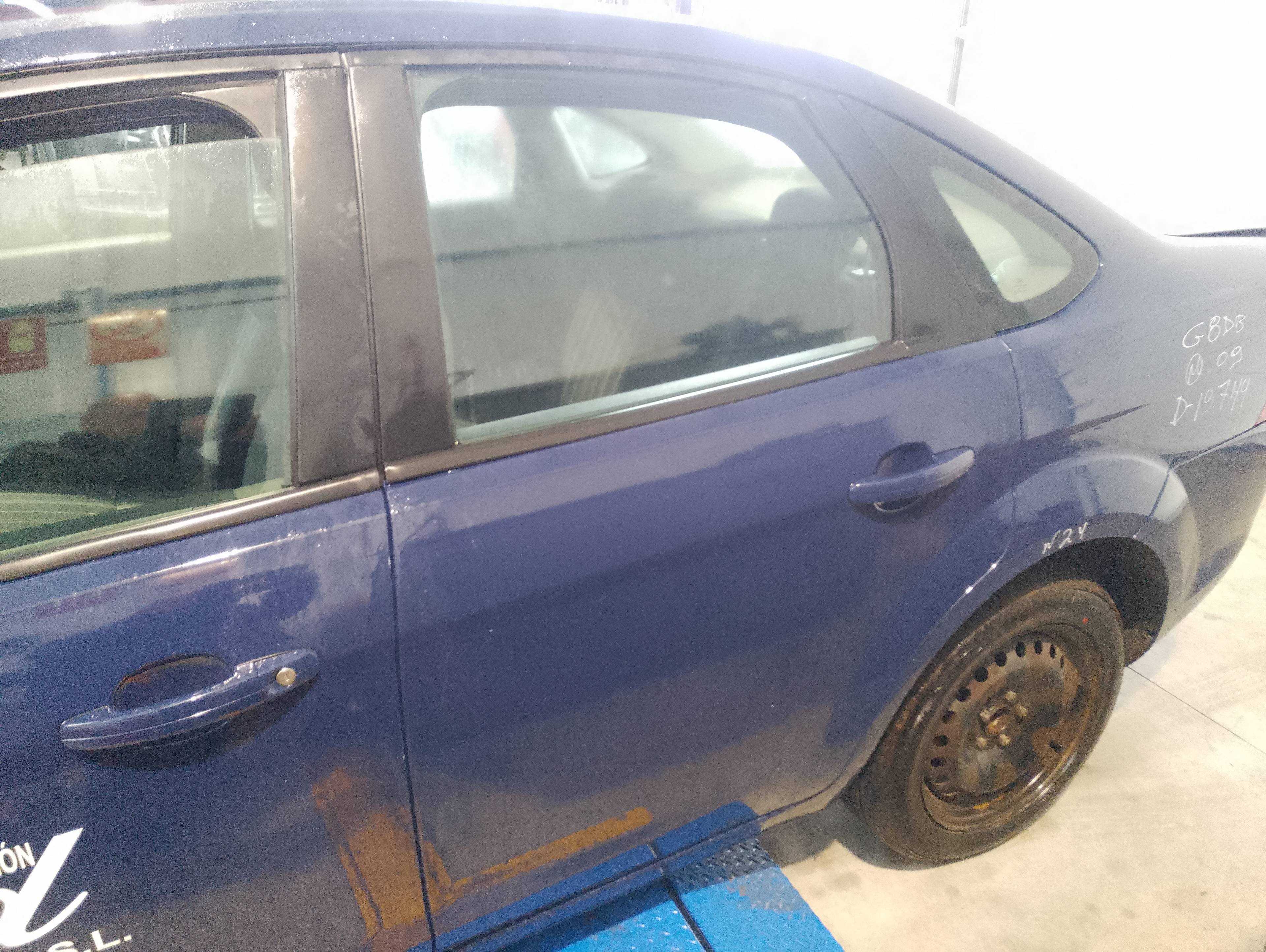 Recambio de puerta trasera izquierda para ford focus berlina (cap) ambiente (d) referencia OEM IAM   