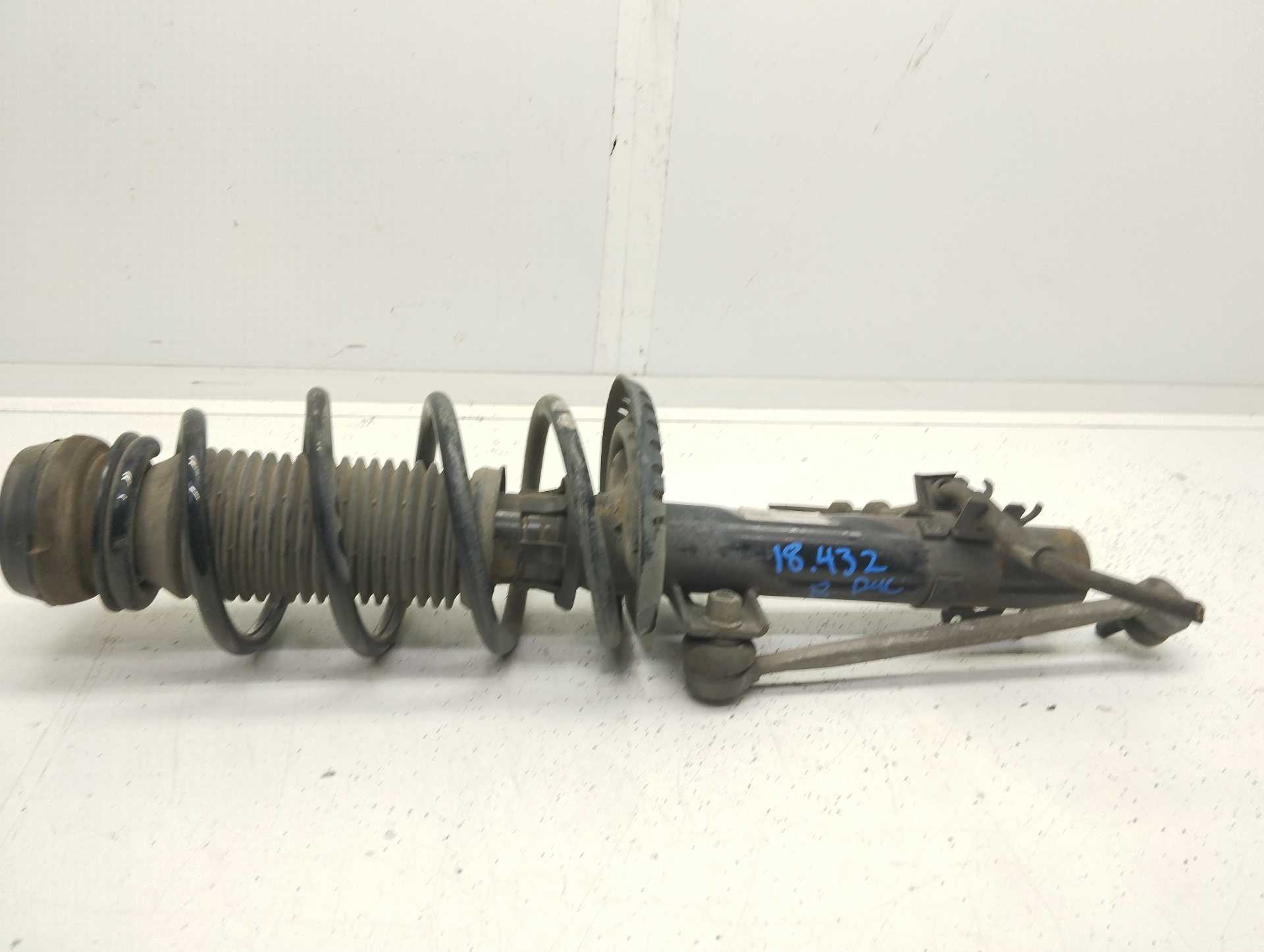 Recambio de amortiguador delantero izquierdo para volkswagen polo (6r1) 1.6 tdi referencia OEM IAM 6R0413031AJ  