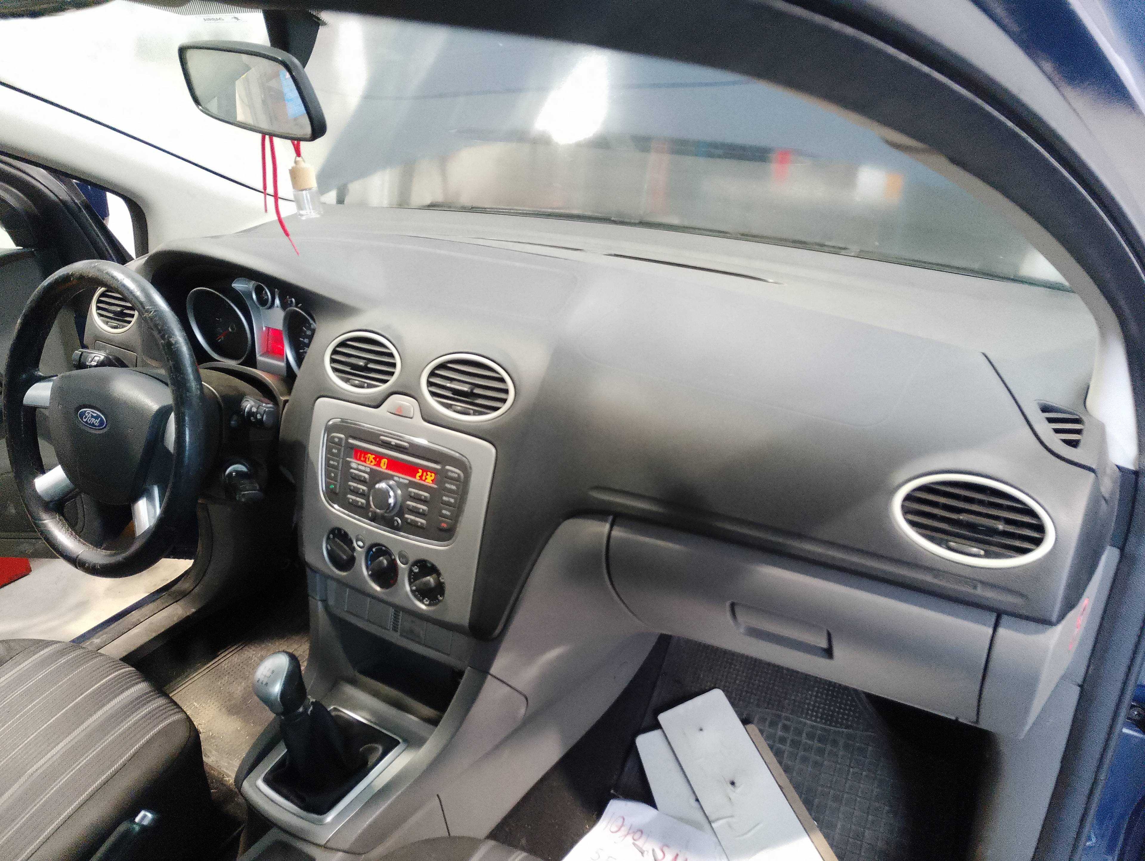 Recambio de salpicadero para ford focus berlina (cap) ambiente (d) referencia OEM IAM   
