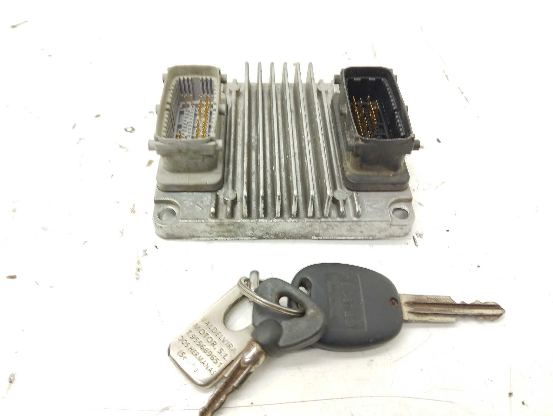 Recambio de centralita motor uce para chevrolet kalos 1.4 se referencia OEM IAM 96436779XAJZ MR140 
